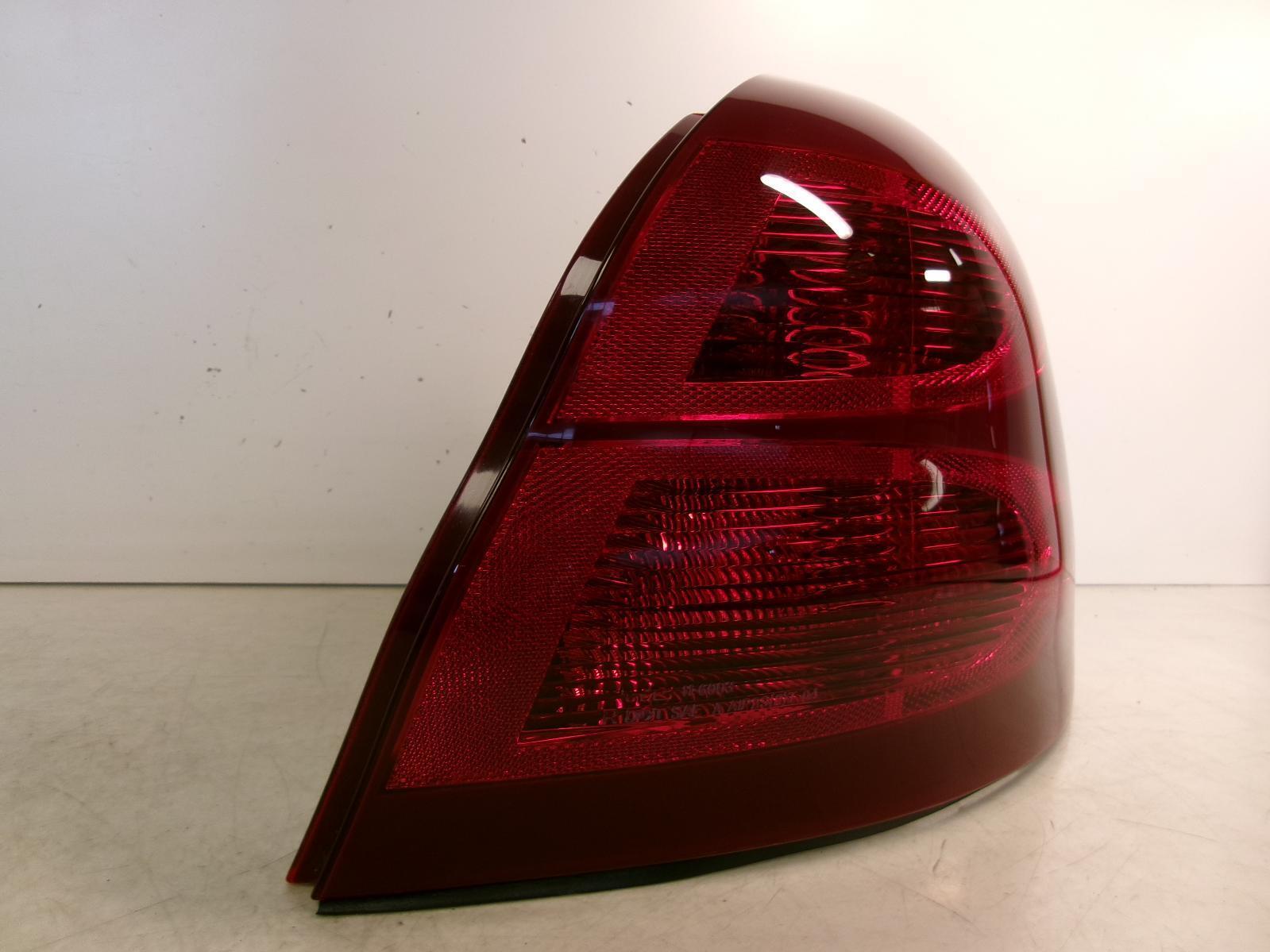 Fits 2004 2005 2006 2007 2008 Pontiac Gran Prix Passenger Outer Capa Tail Light