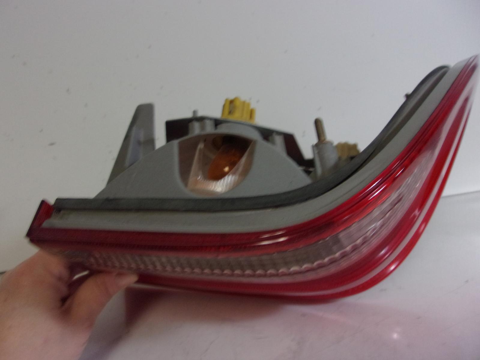 2000 2001 2002 Mercedes E-class Sedan Passenger Rh Quarter Panel Tail Light OEM