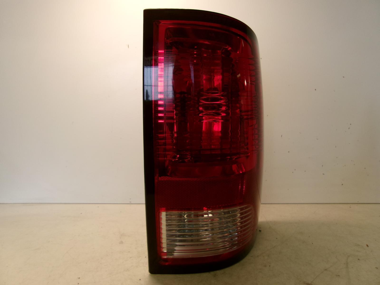 2009 - 2022 Dodge Ram 1500 / 2500 / 3500 Passenger Rh Non-led Tail Light OEM