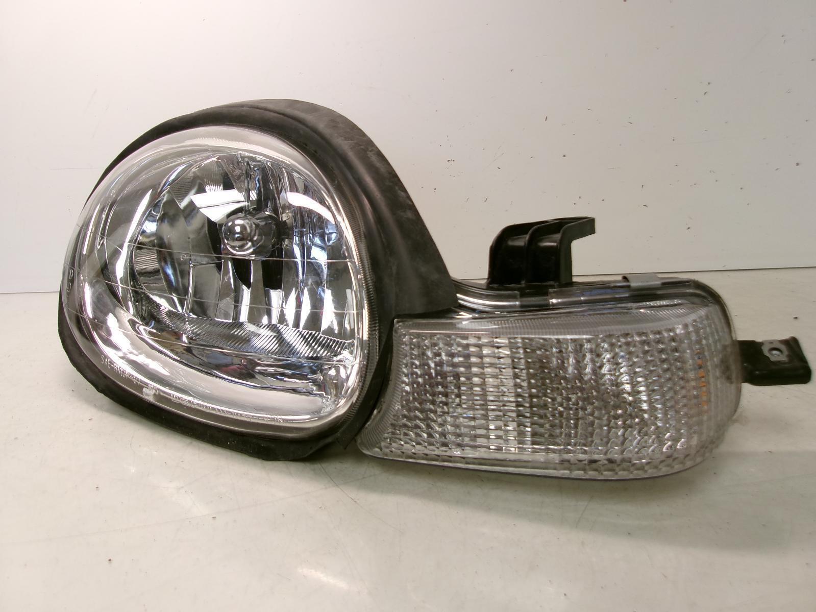 Fits 2001 2002 Dodge Neon R Exc. R/t Passenger Rh Halogen Headlight