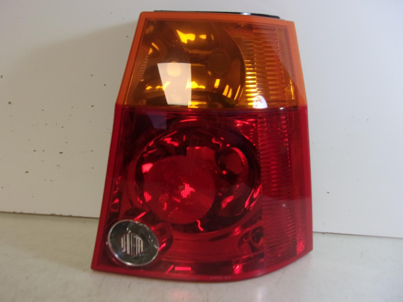 2004 2005 2006 2007 2008 Chrysler Pacifica Passenger RH Tail Light OEM