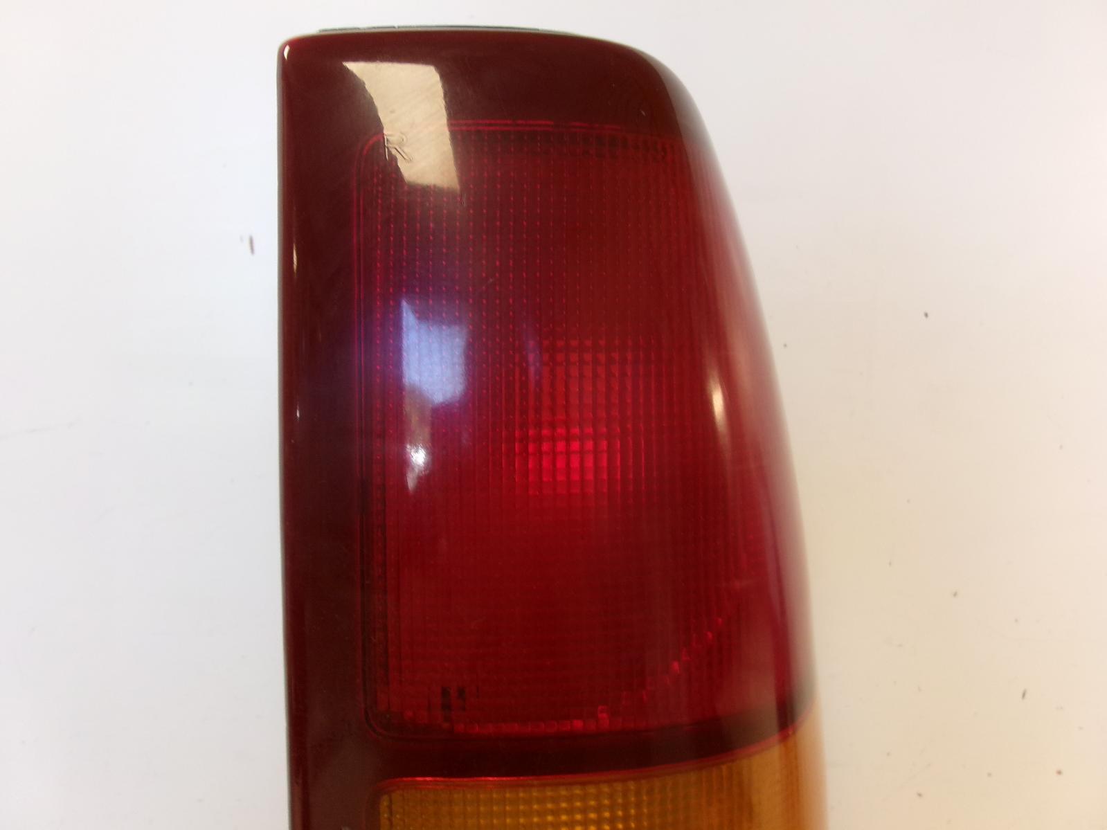 1999 2000 2001 2002 Chevrolet Silverado 1500 Fleetside Outer Tail Light OEM