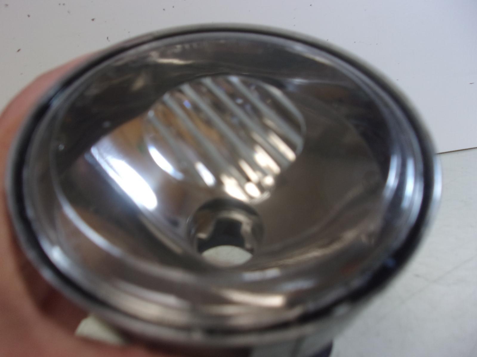 1994 - 2006 Grand Prix / Suburban / Sunfire / Tahoe RH = LH Fog Light OEM