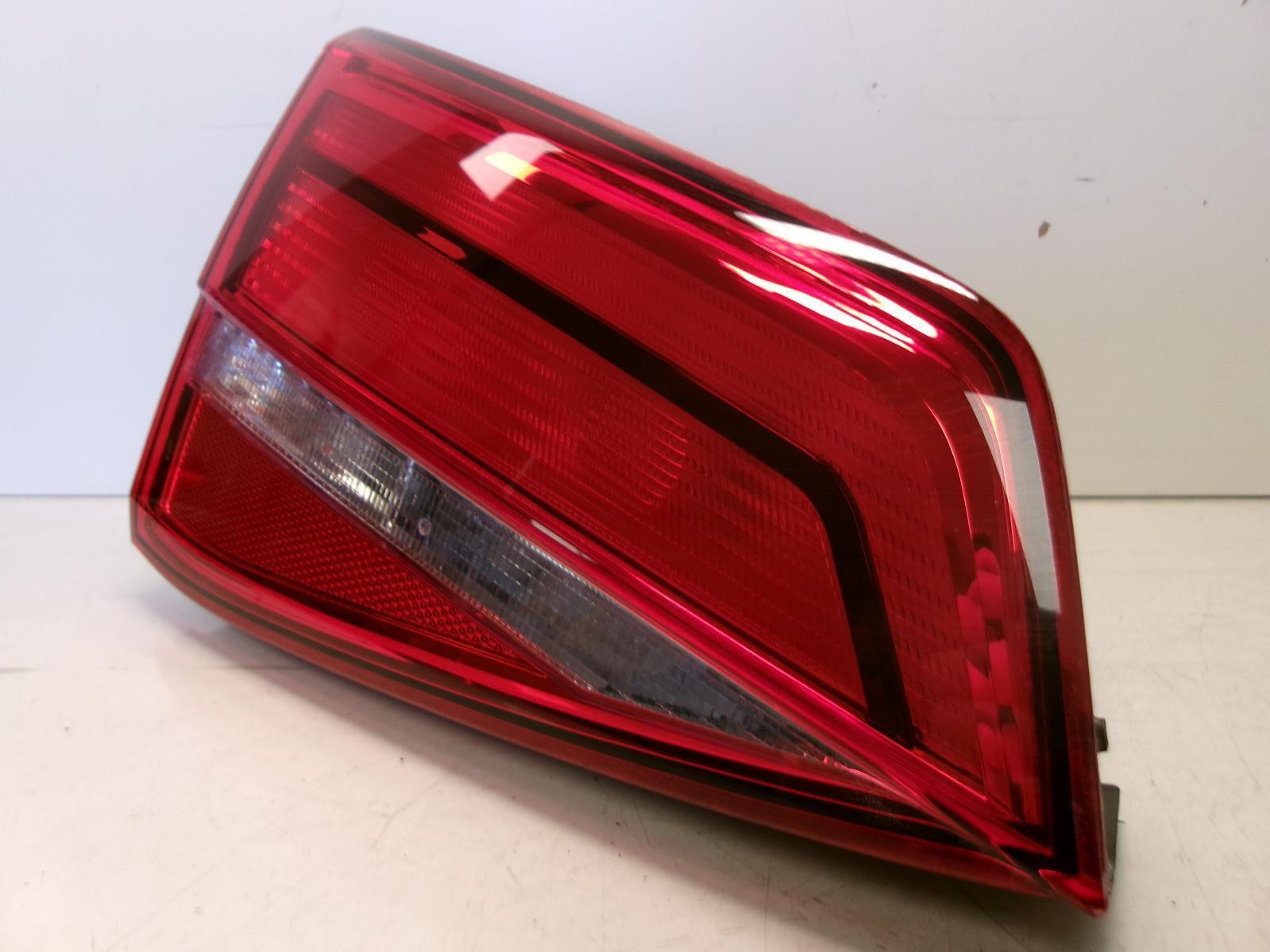 2015 2016 Volkswagen Jetta Sedan Driver Lh Inner Incandescent Tail Light OEM