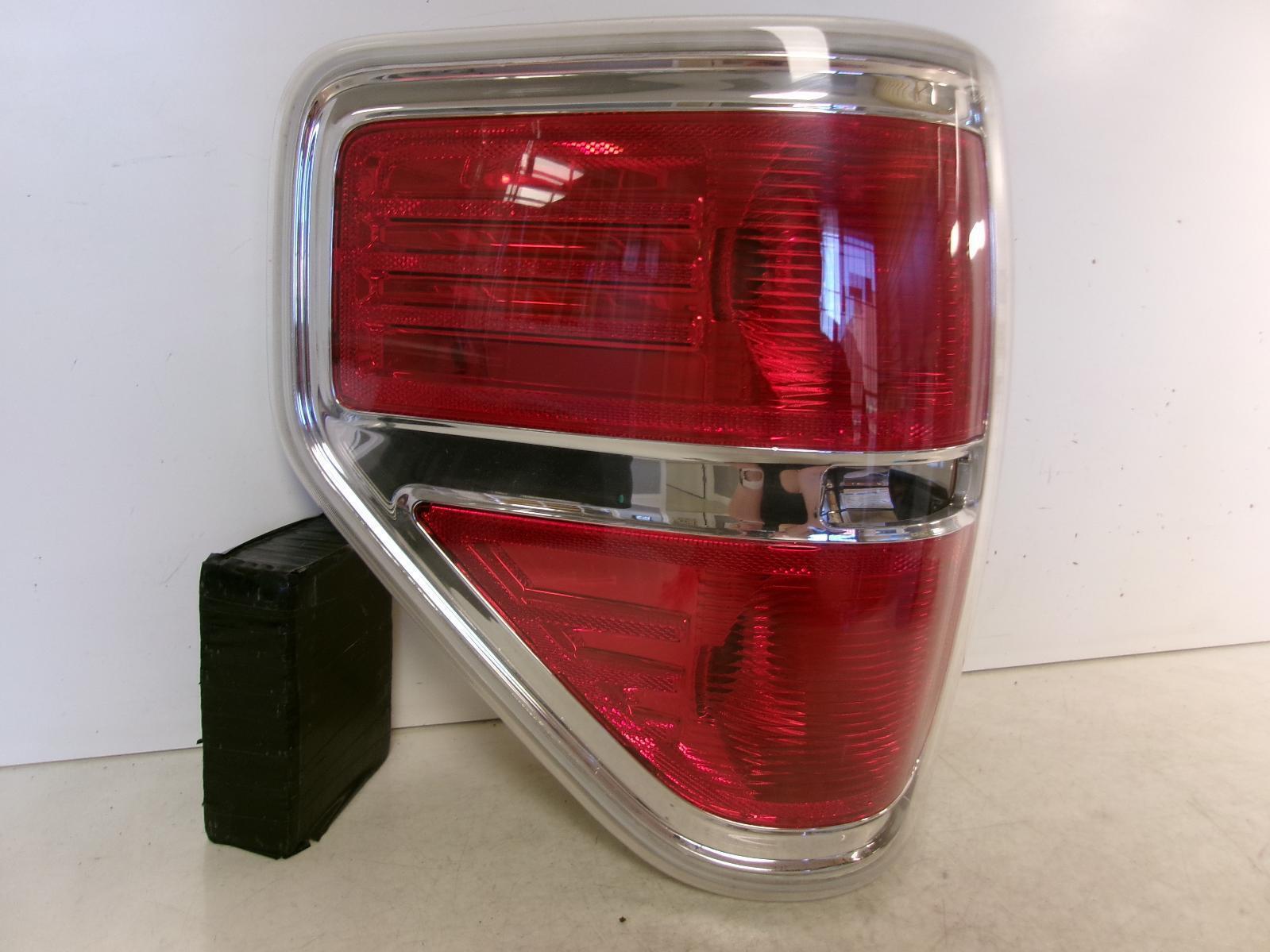 2010 2011 2012 2013 2014 Ford F150 Driver LH Tail Light w/ Chrome Trim OEM