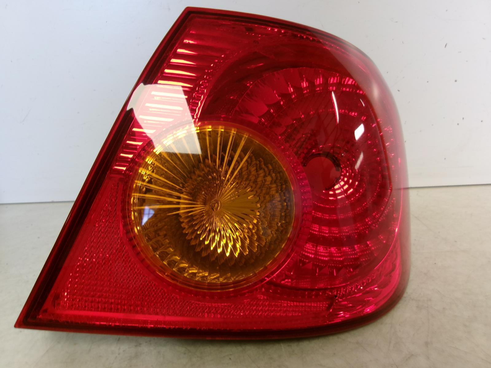 2003 Toyota Corolla Passenger Rh Outer Quarter Panel Tail Light OEM - 0