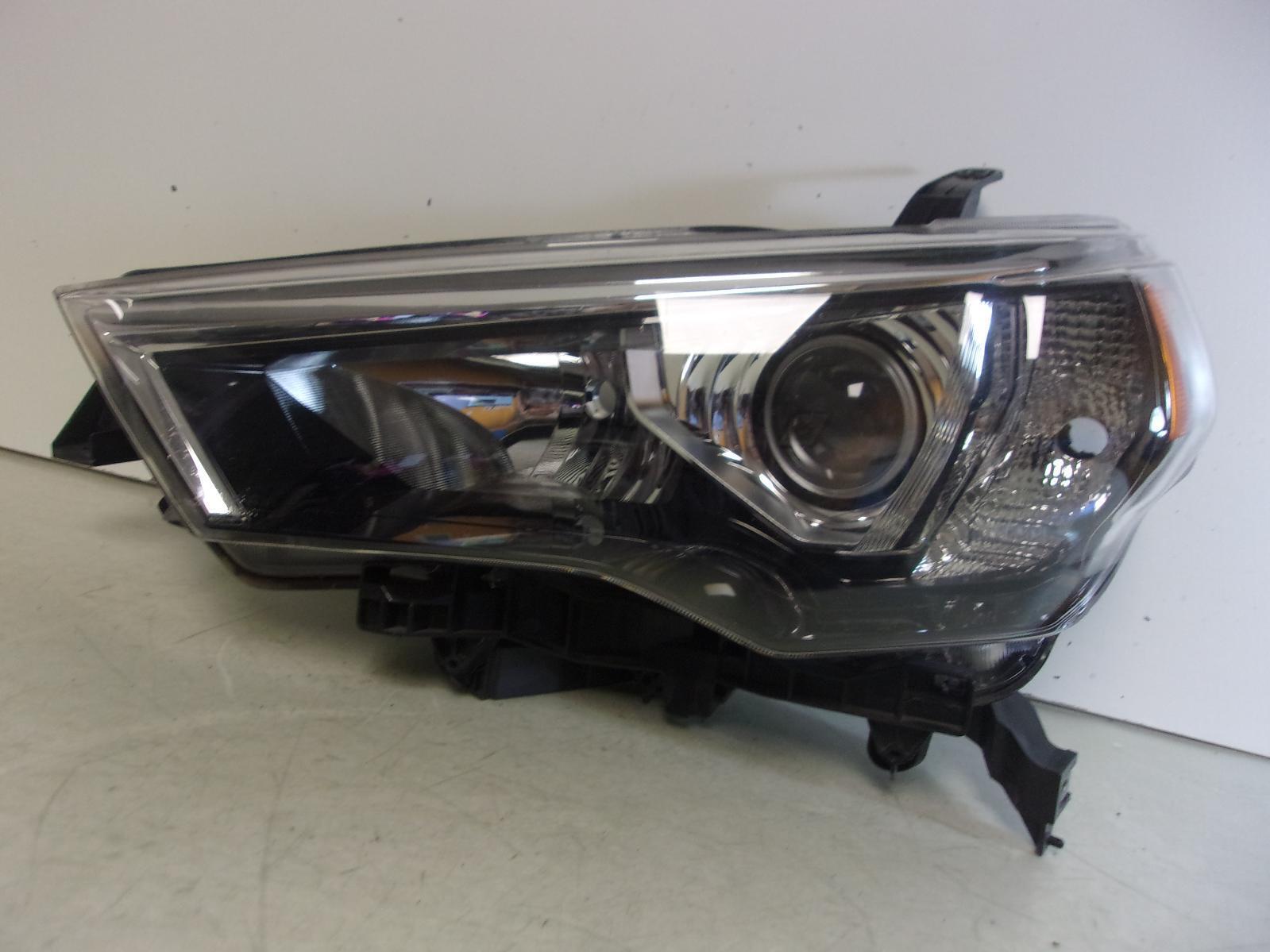 2014 - 2020 Toyota 4 Runner Driver LH Halogen Headlight OEM