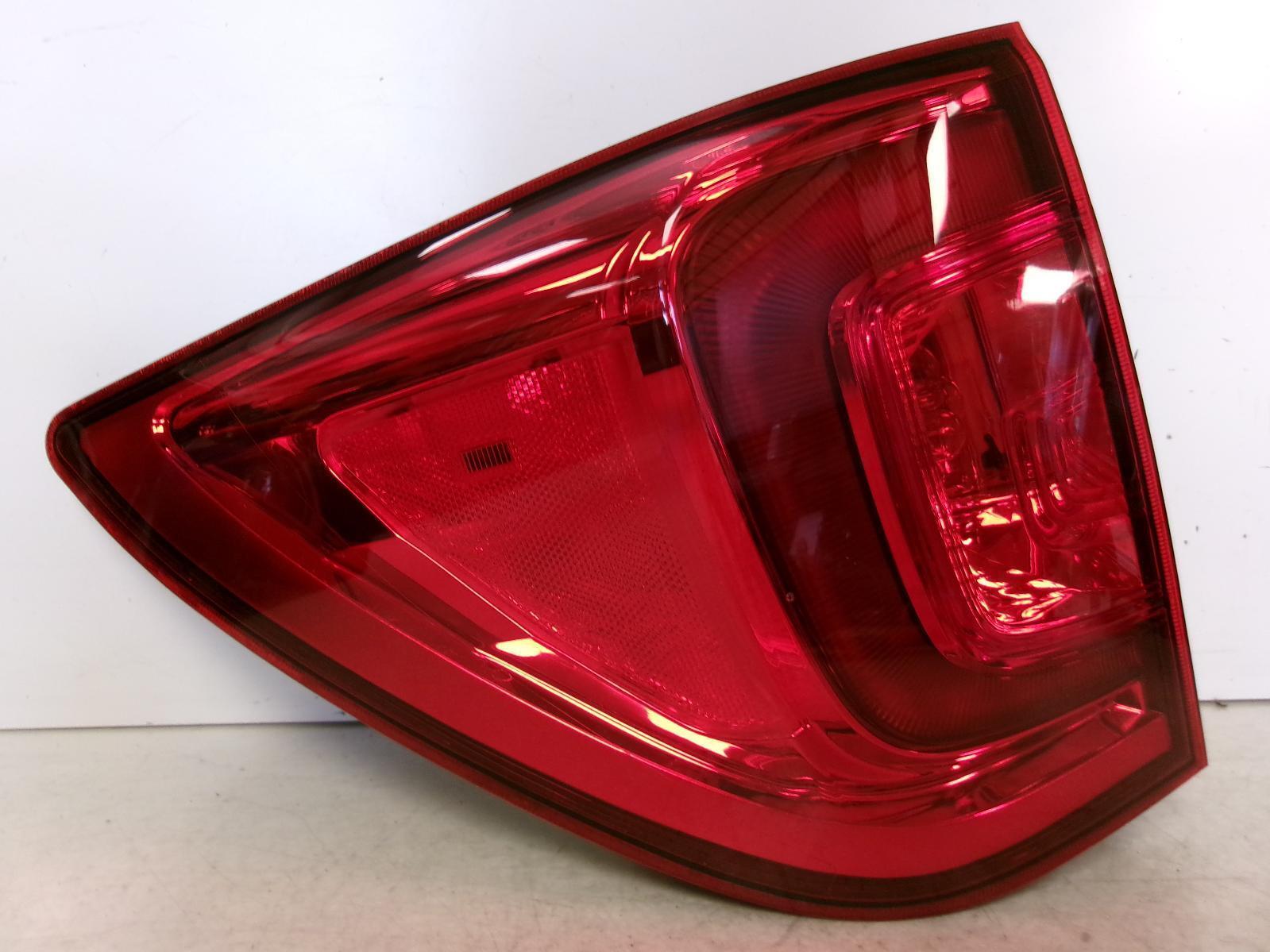 2016 2017 2018 Honda Pilot Driver Lh Outer Quarter Panel Tail Light OEM