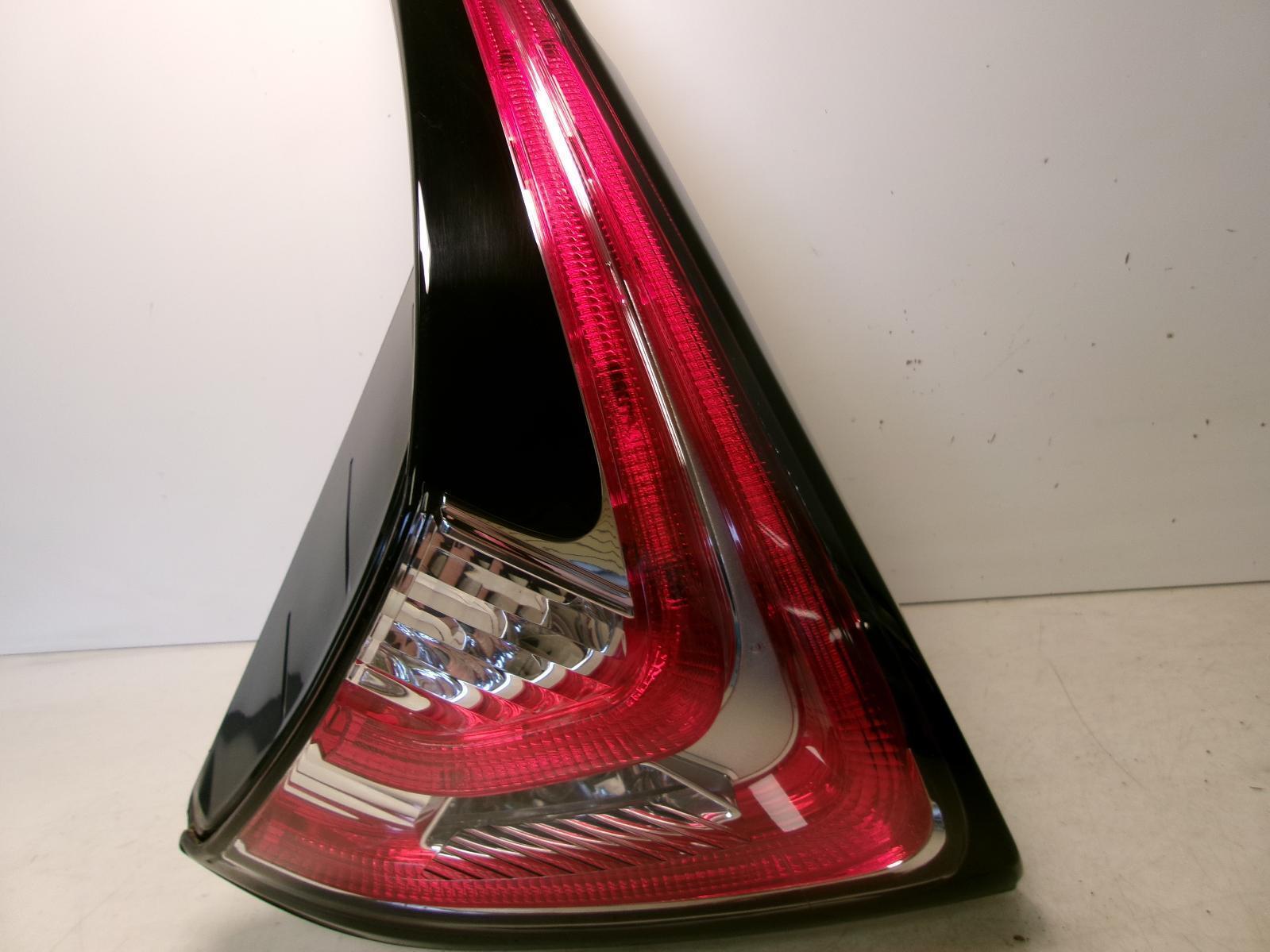 2019 2020 2021 2022 2023 Nissan Murano Driver Lh Inner Lift Gate Tail Light OEM