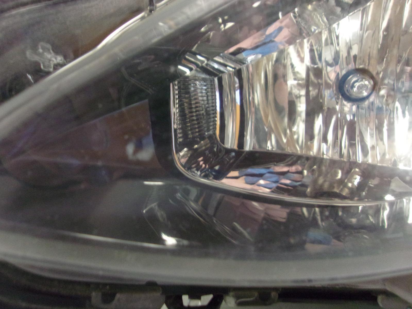 2014 2015 2016 Mazda 3 Driver LH Halogen Headlight OEM