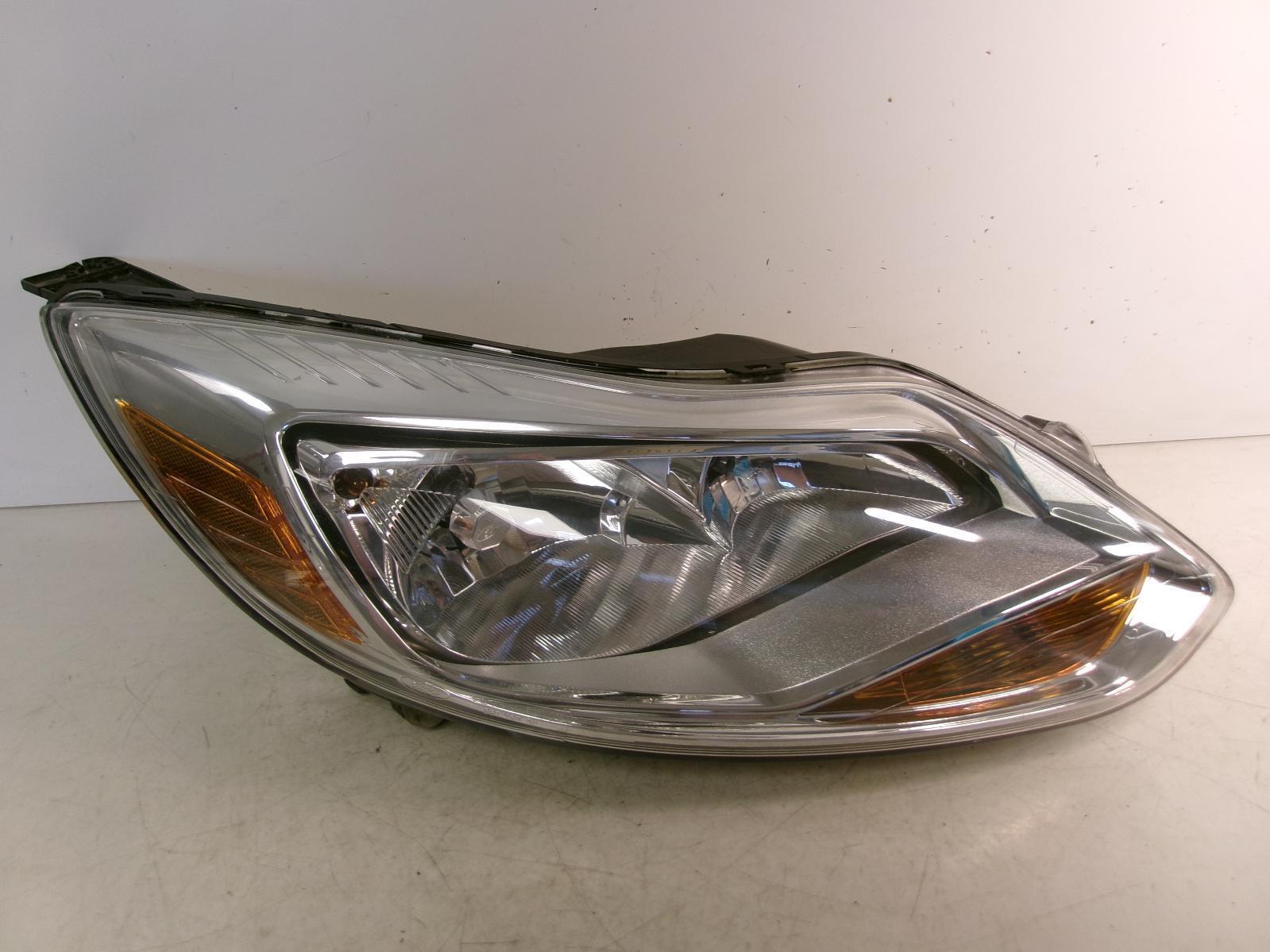 2013 2014 Ford Focus Passenger Rh Halogen Chrome Headlight OEM