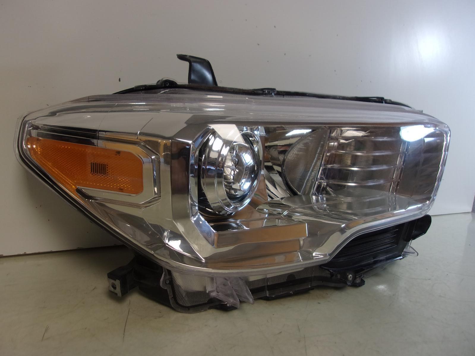 TOYOTA TACOMA R Headlamp (halogen), w/o LED daytime running lamps; w/chrome tr - 0