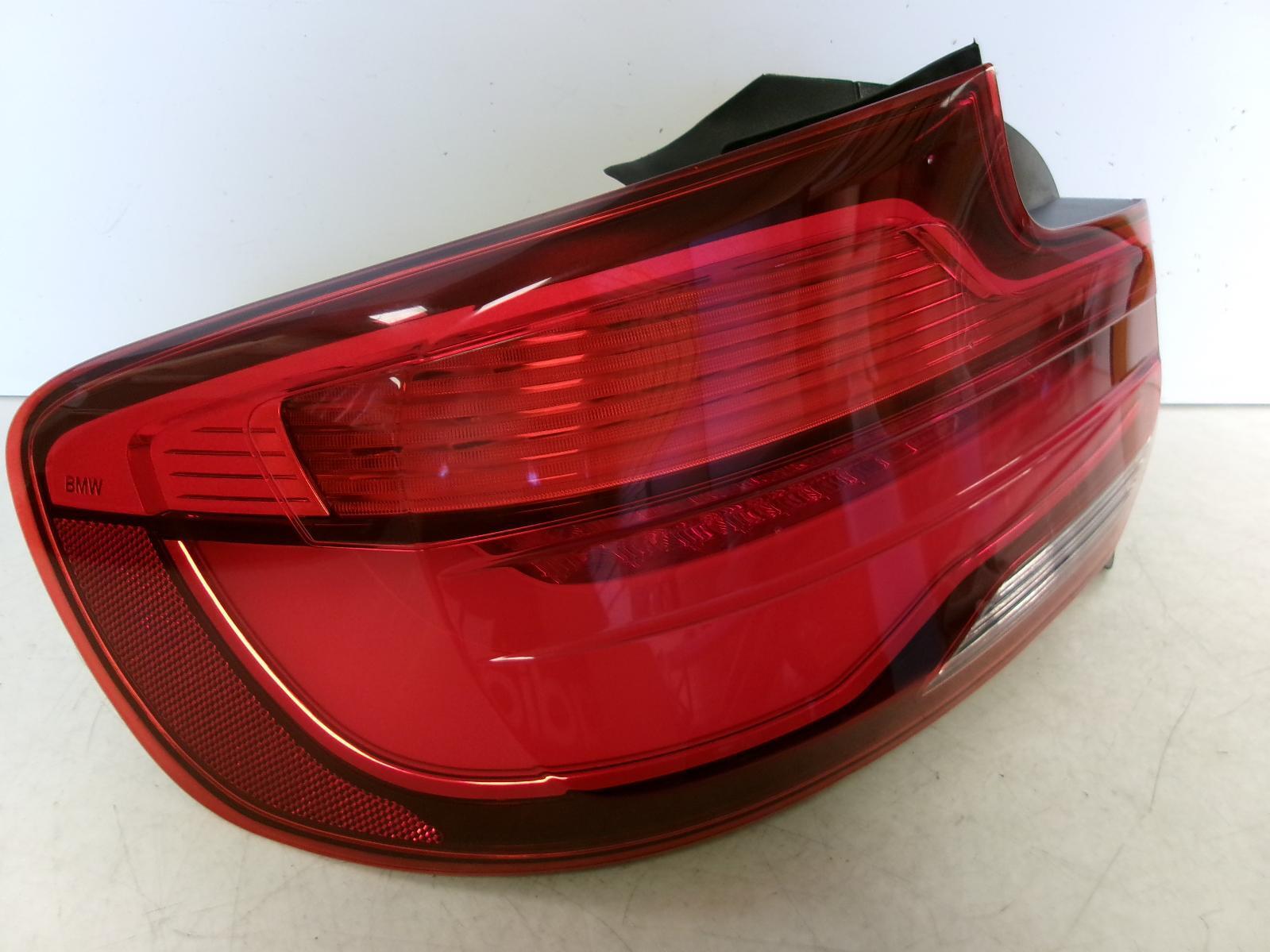 2018 2019 BMW M2 Driver Lh Led Outer Quarter Panel Tail Light OEM