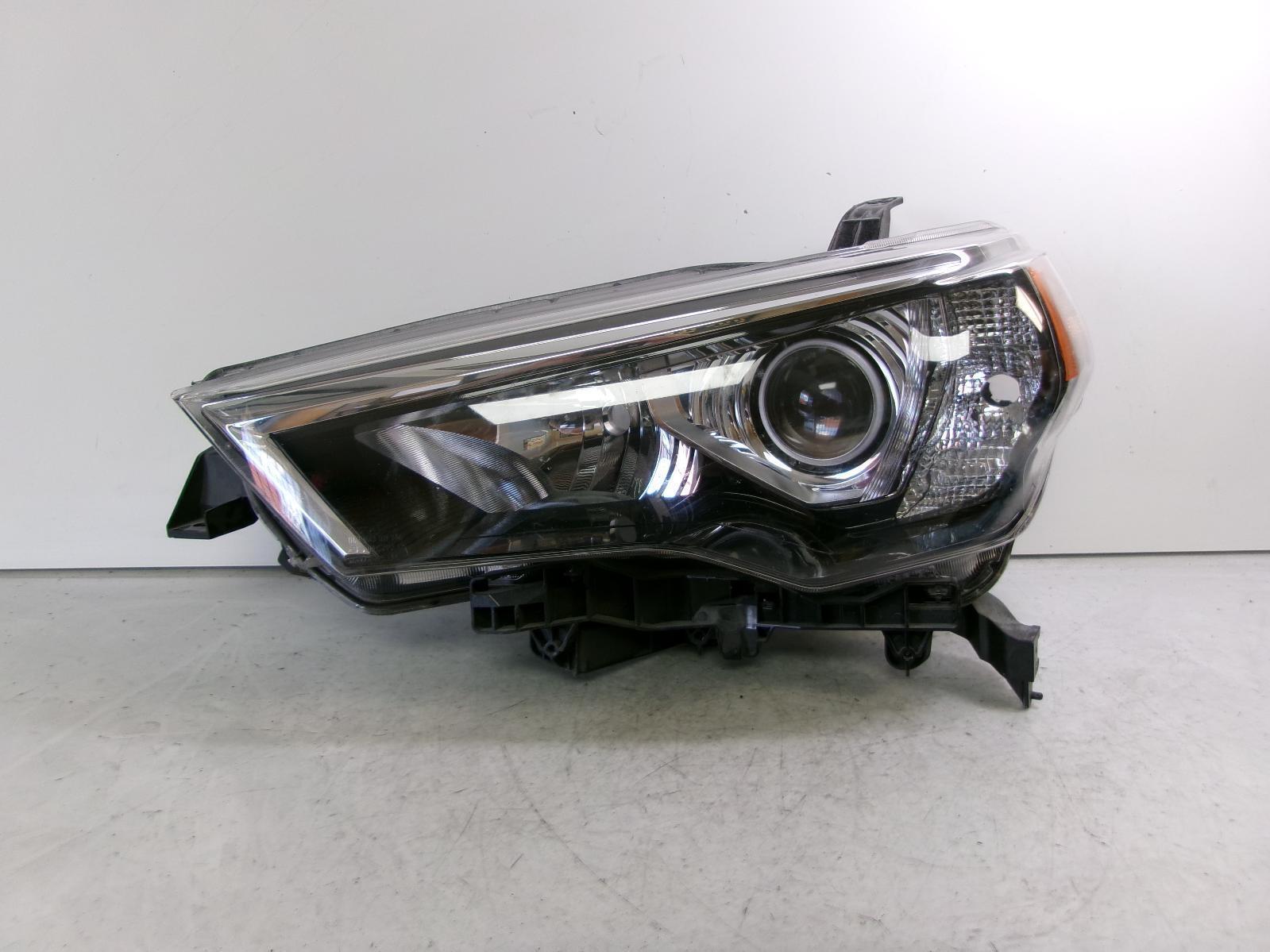 2016 2017 2018 2019 2020 Toyota 4 Runner Lh Headlight Oem Halogen