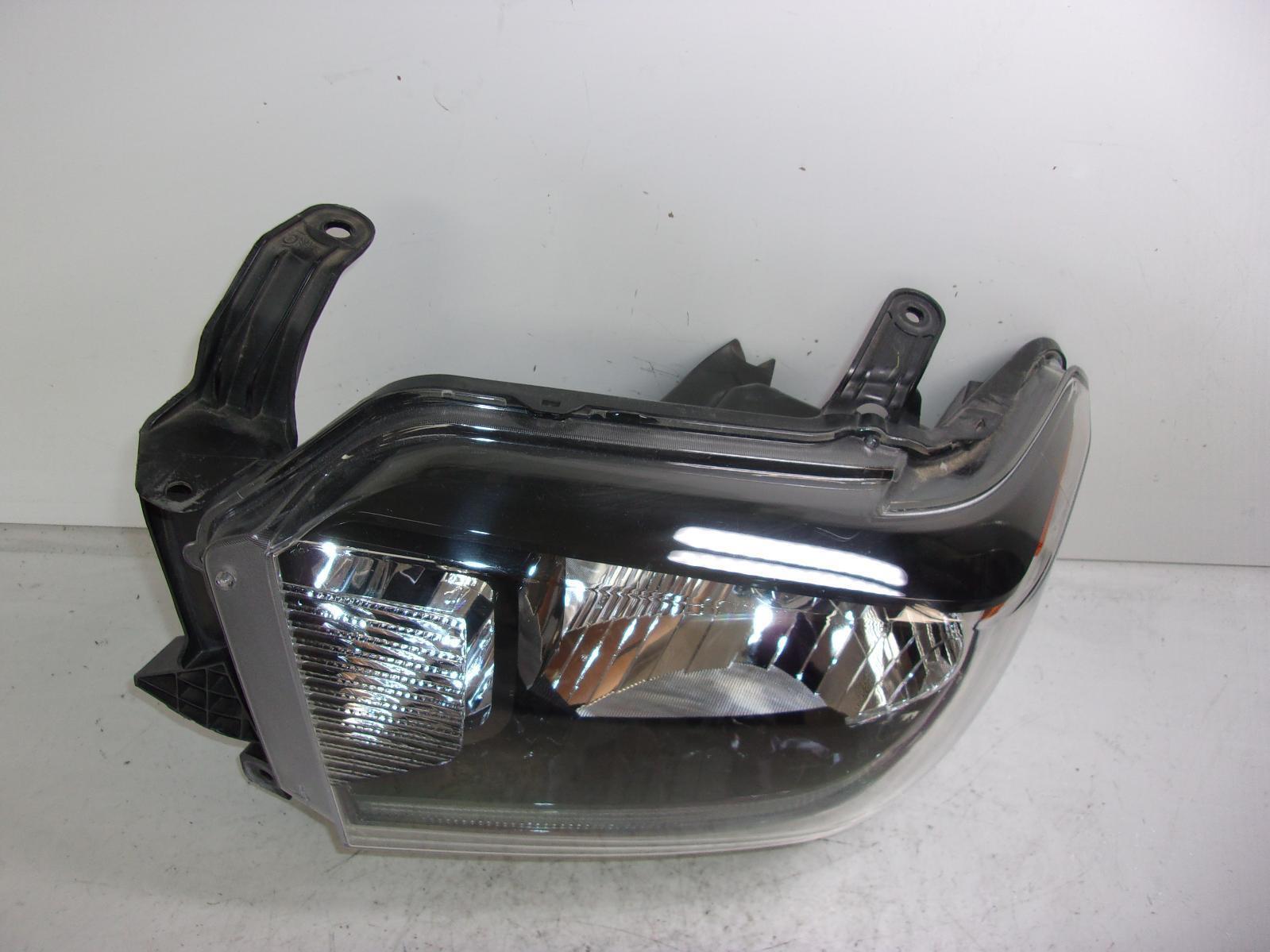 2014 2015 2016 2017 Toyota Tundra Lh Driver Halogen Headlight OEM