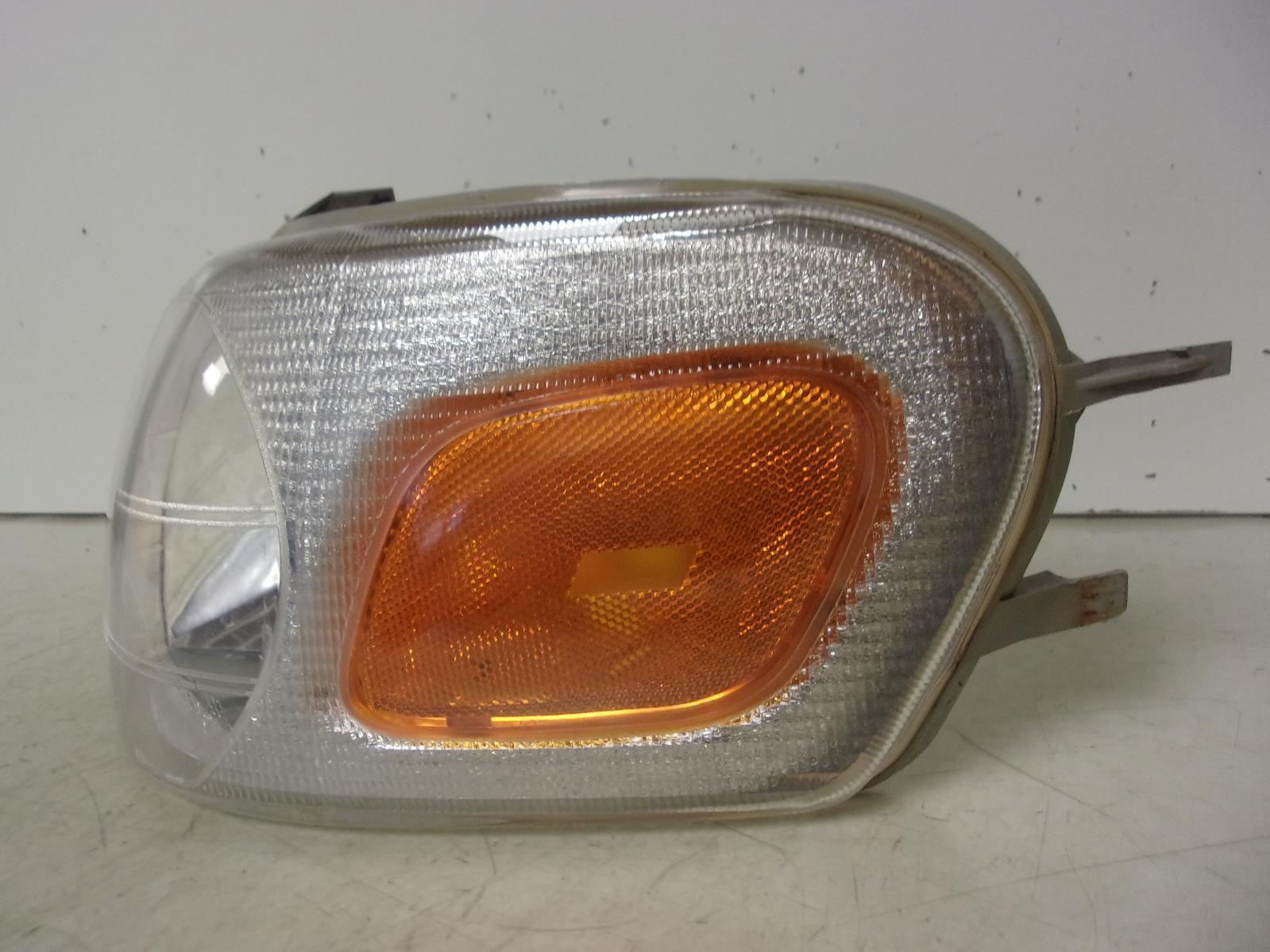 1997-2005 Montana Silhouette Venture Driver LH Turn Signal OEM