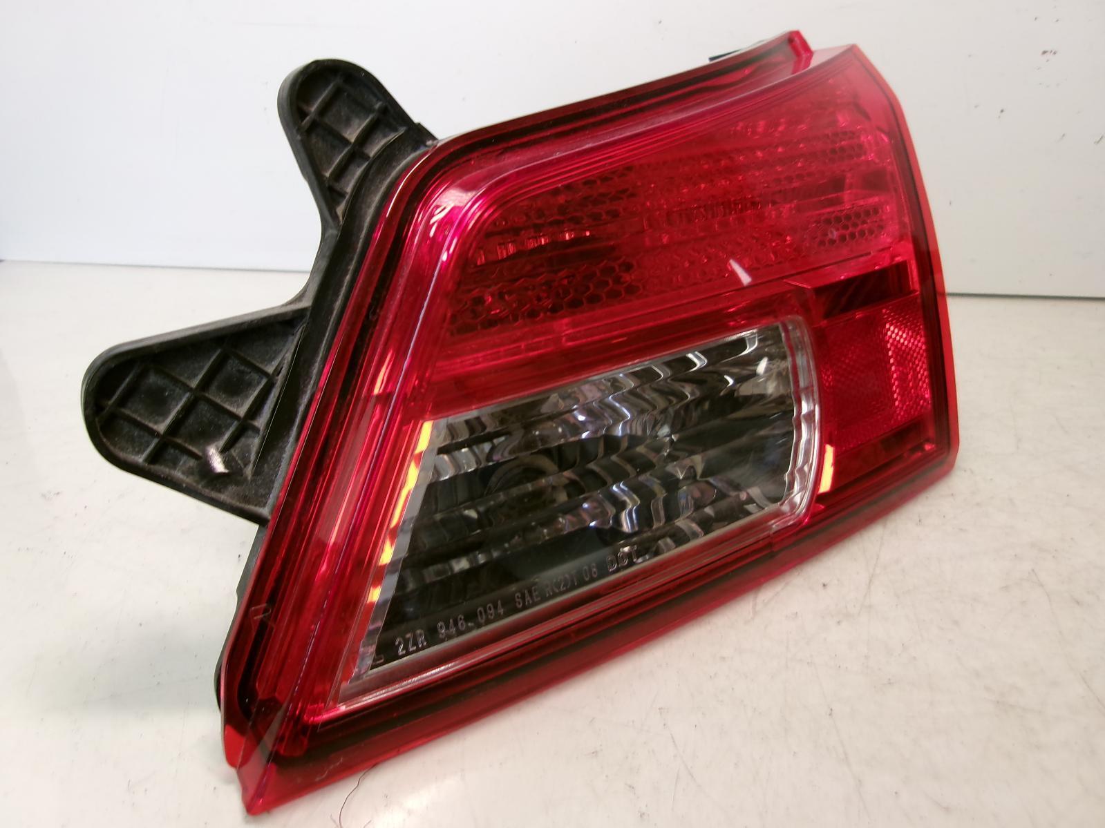 2010 2011 2012 2013 Subaru Legacy Outback Passenger Rh Inner Tail Light OEM - 0