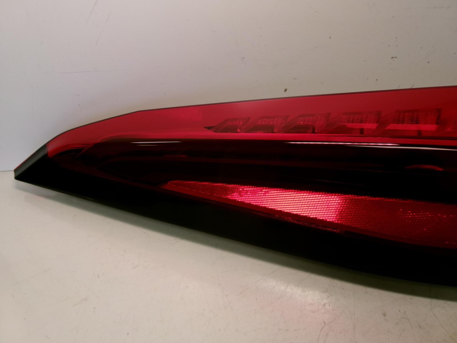 2019 2020 2021 2022 Cadillac Xt4 Luxury Driver Lh Outer LED Tail Light OEM