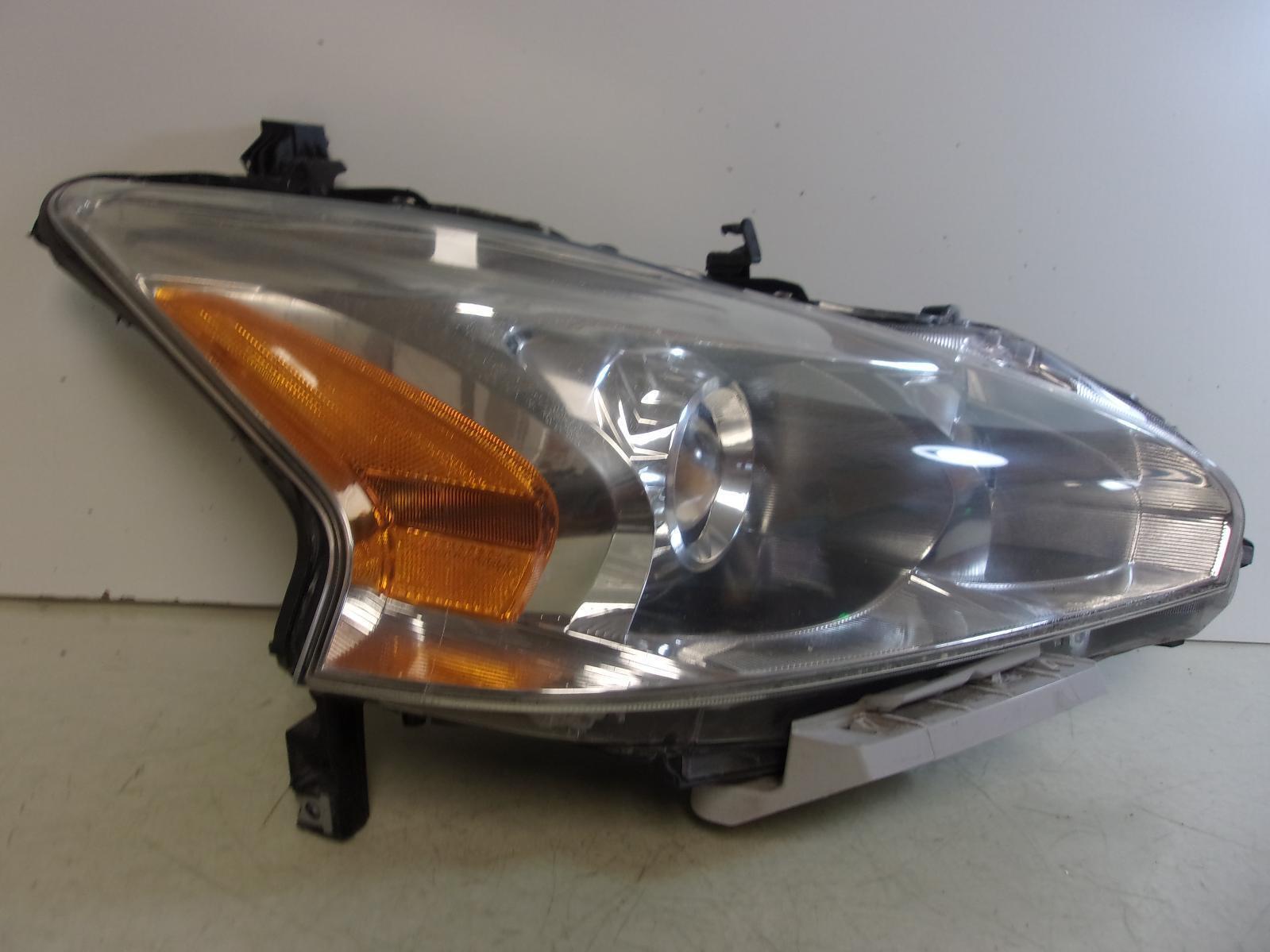 2013 2014 2015 Nissan Altima Sedan Passenger RH Halogen Headlight OEM - 0