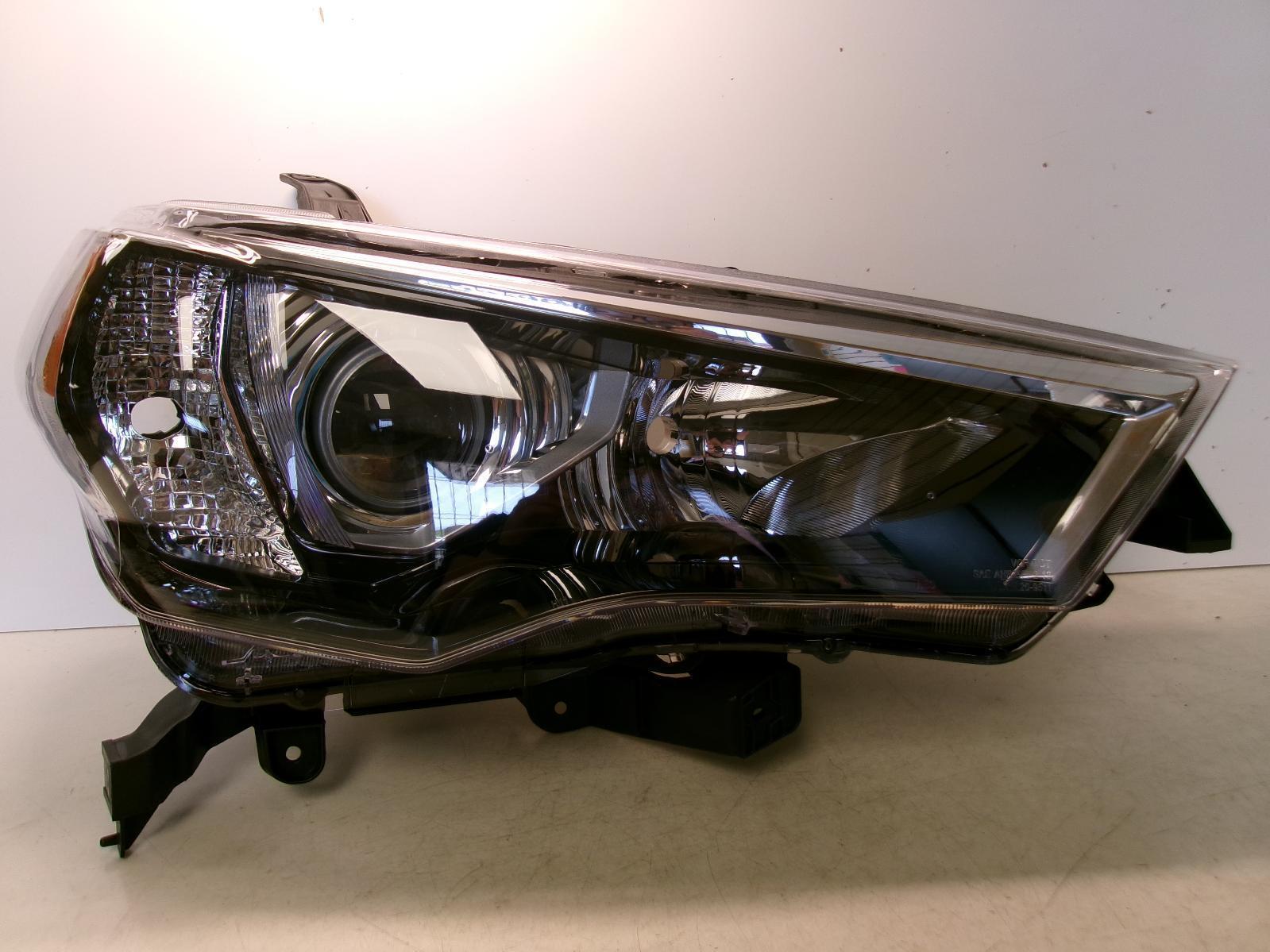 Fits 2014 - 2020 Toyota 4runner Passenger Rh Headlight