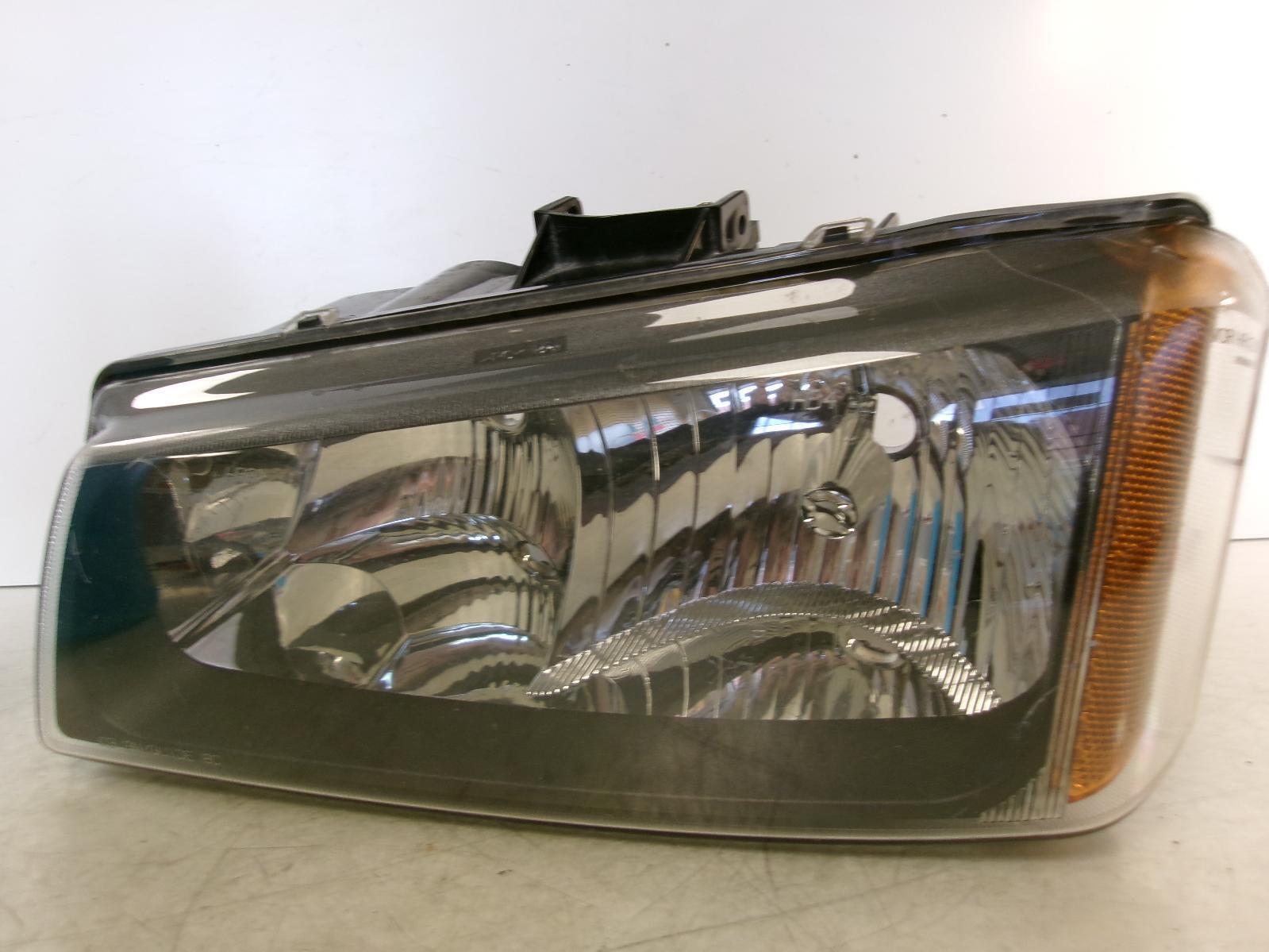 CHEVROLET SILVERADO 1500 PICKUP L Headlamp L. 05 06