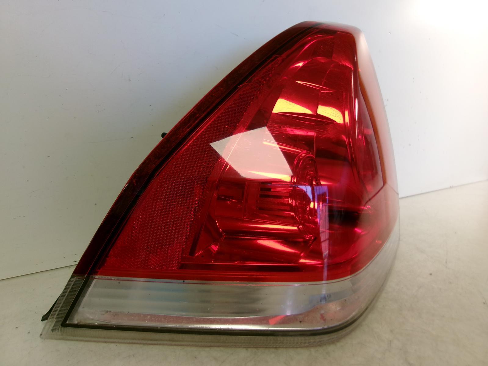 2006 - 2013 Chevrolet Impala Driver Lh Outer Quarter Panel Tail Light OEM - 0