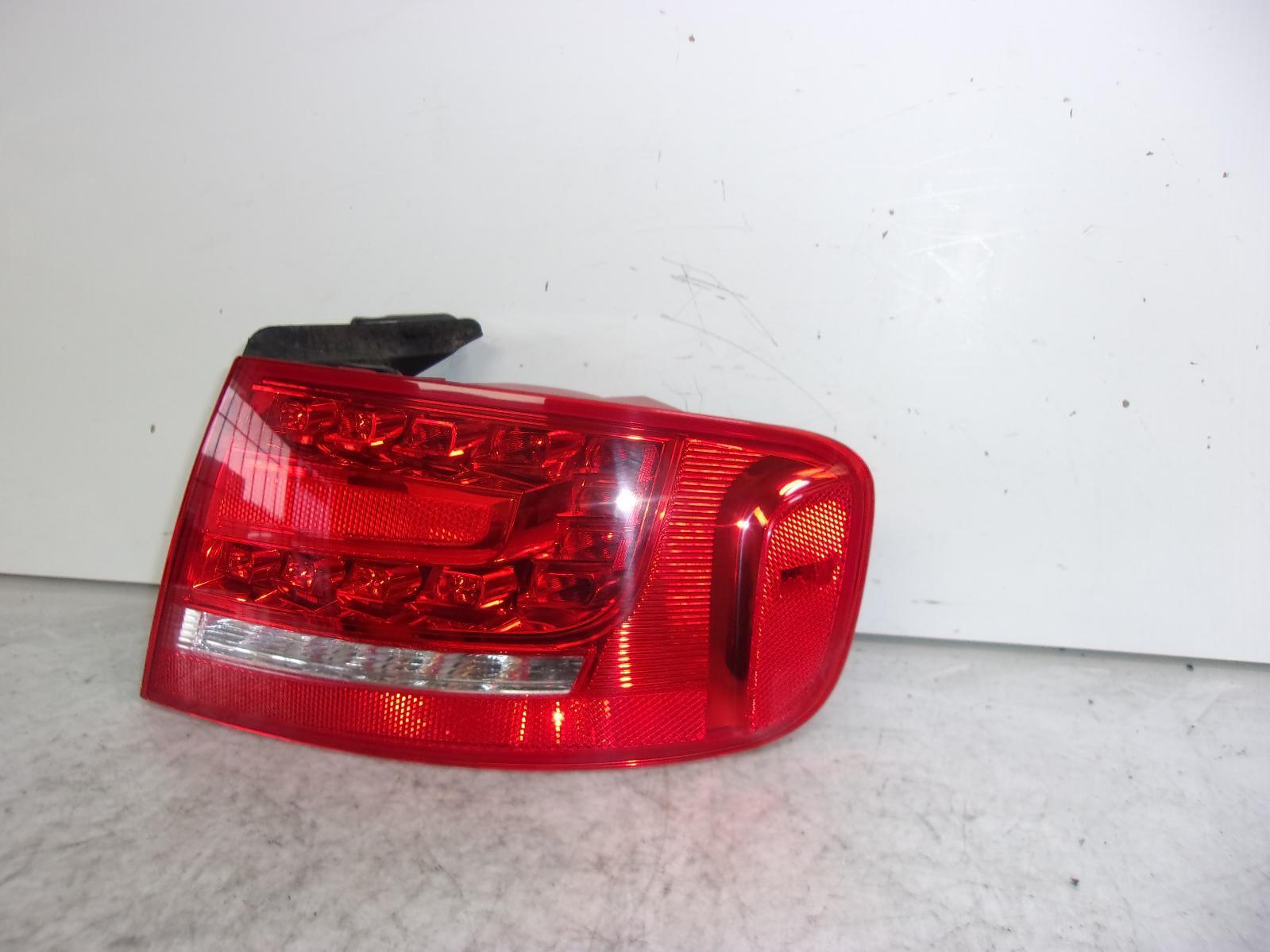 2010 2011 2012 Audi A4 Rh Passenger Tail Light OEM E26R - 0