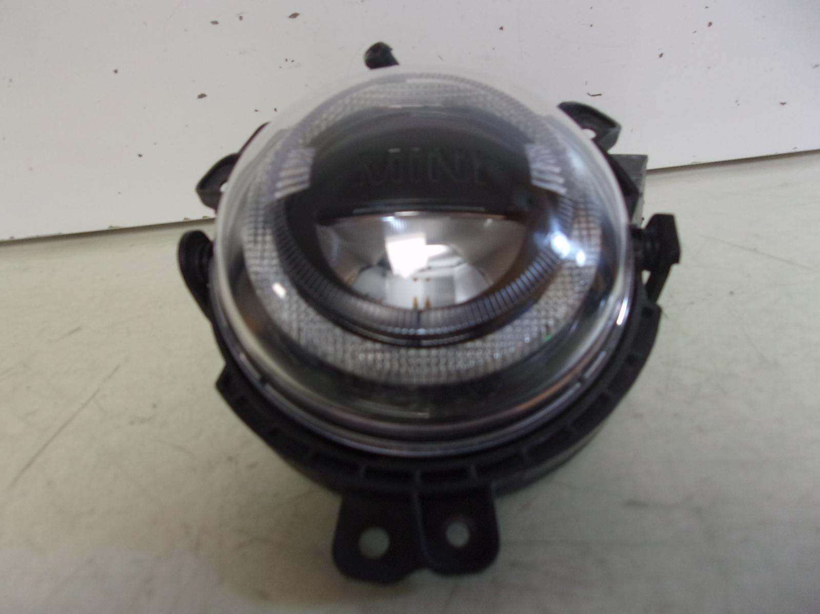 2020 2021 Mini Cooper Clubman Driver LH LED Fog Light OEM