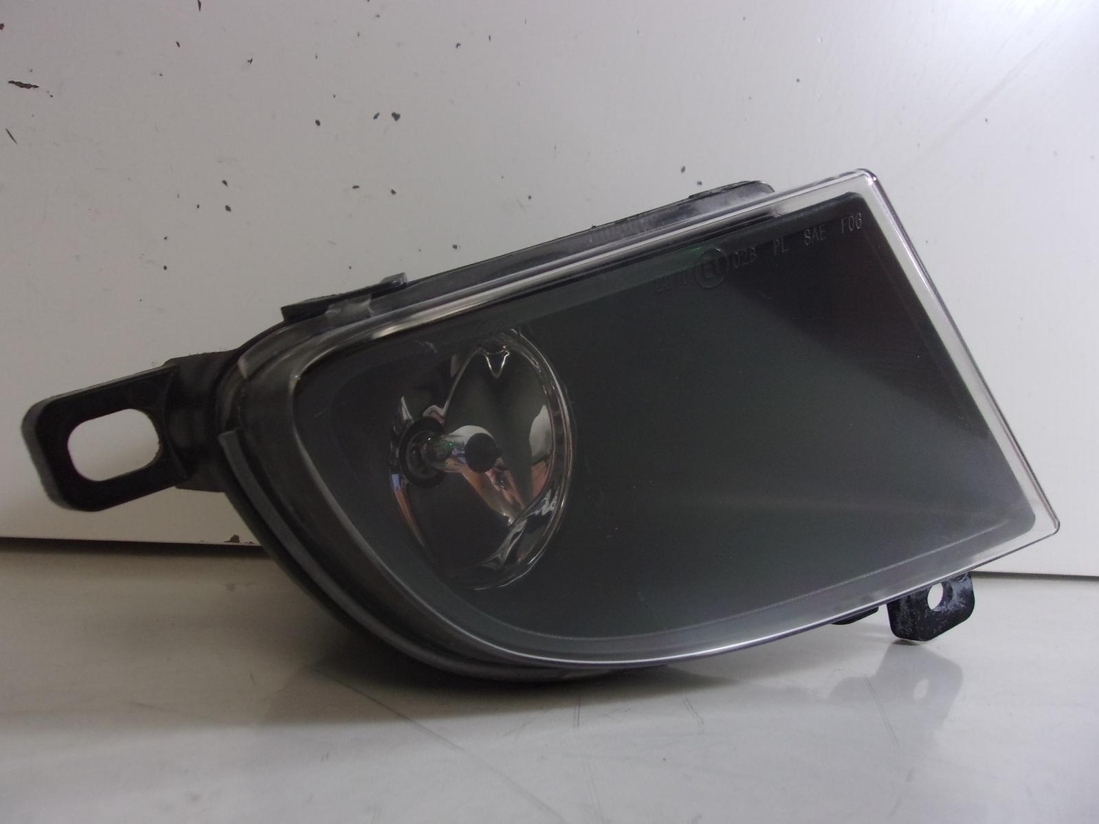 2008 2009 2010 Bmw 5-series 528i 535i 550i Passenger Rh Halogen Fog Light OEM - 0