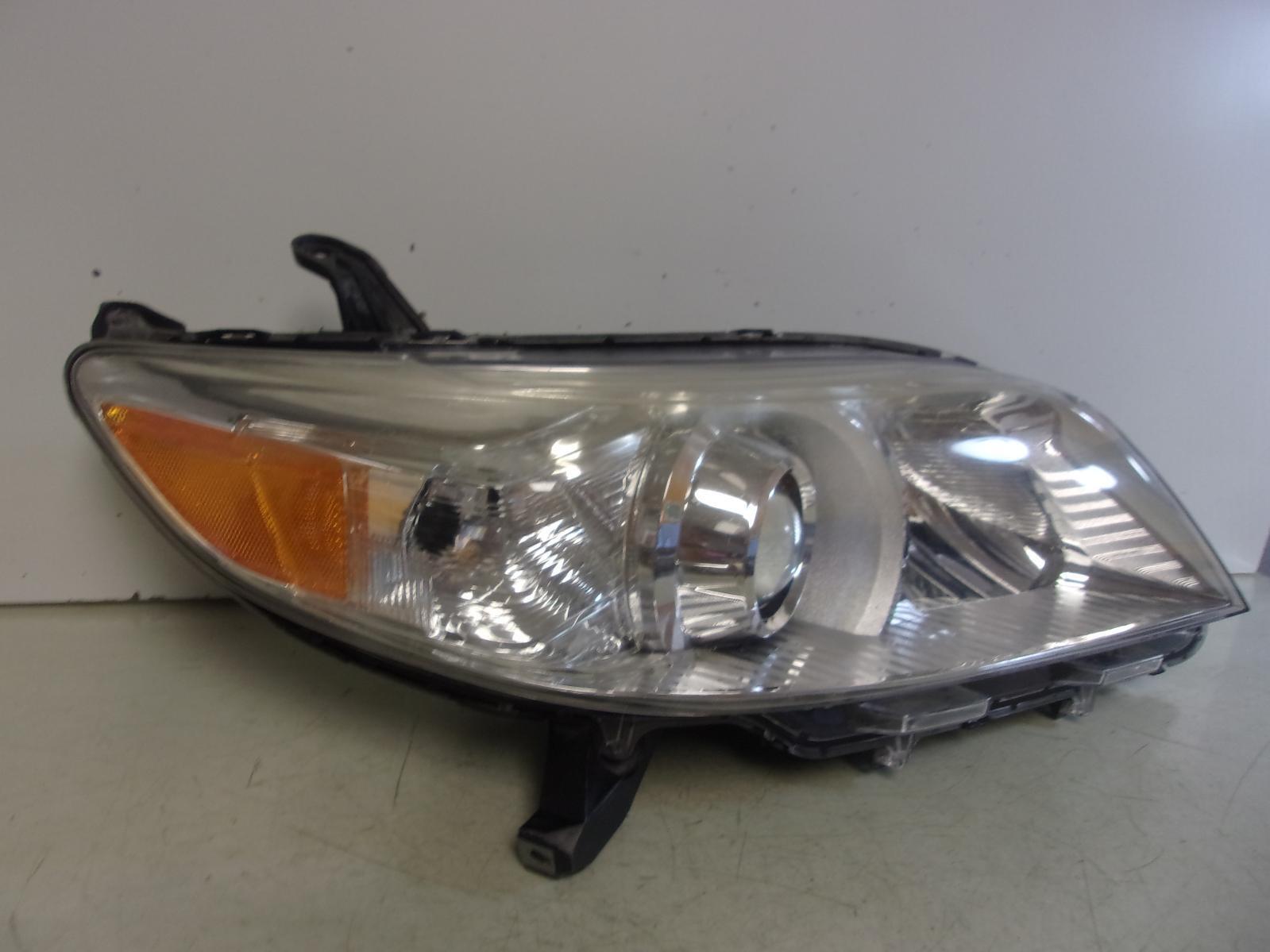 2011 2012 2013 2014 Toyota Sienna Passenger RH Xenon HID Headlight OEM - 0