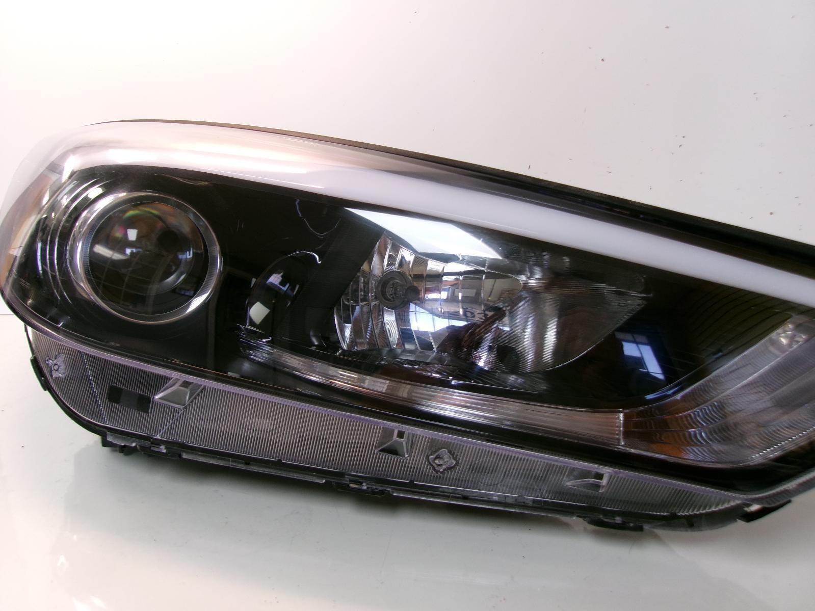 2016 2017 2018 Hyundai Tucson Passenger Rh Halogen Headlight W/o LED OEM