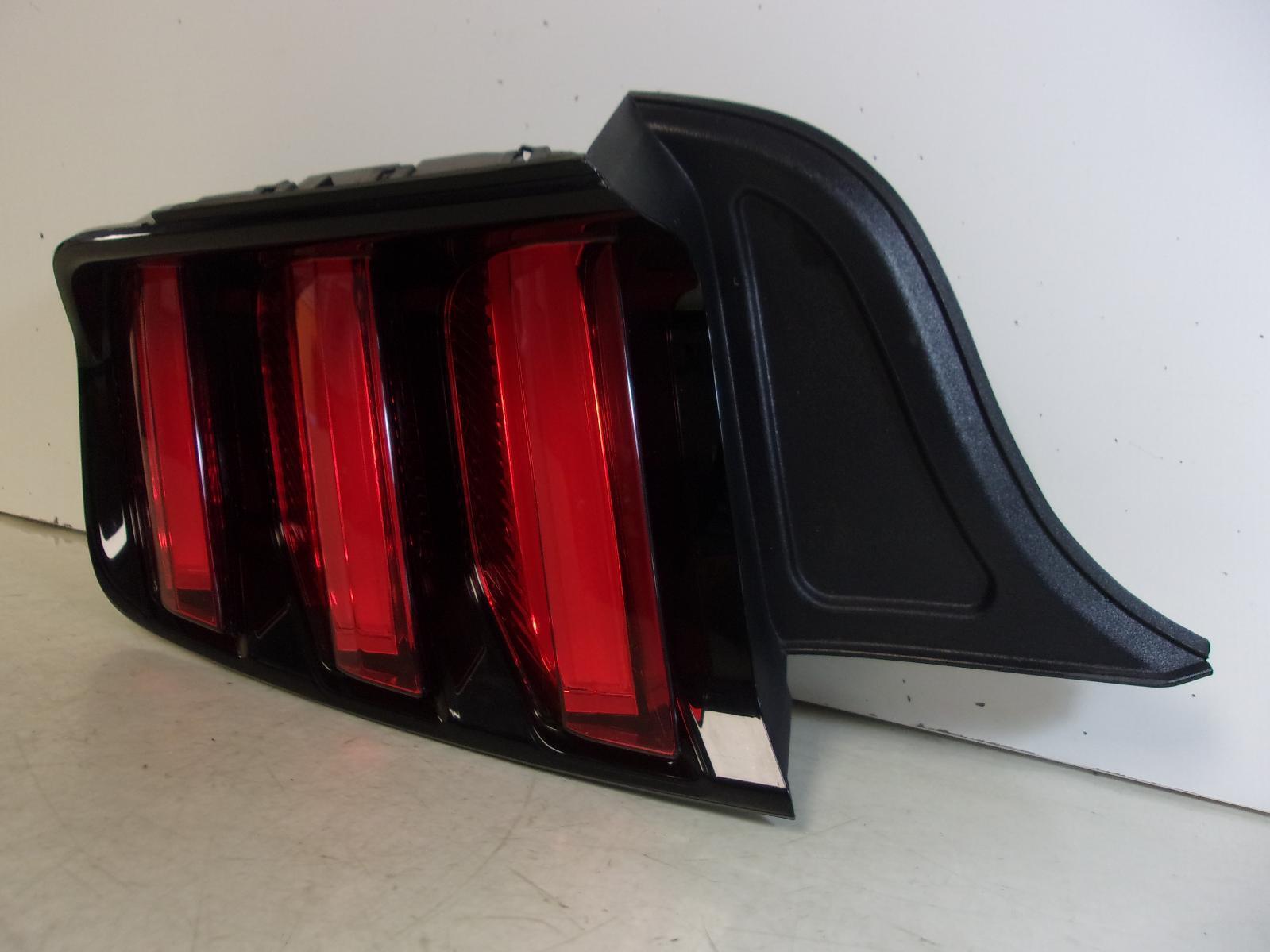 2015 2016 2017 2018 Ford Mustang Driver LH LED Tail Light OEM