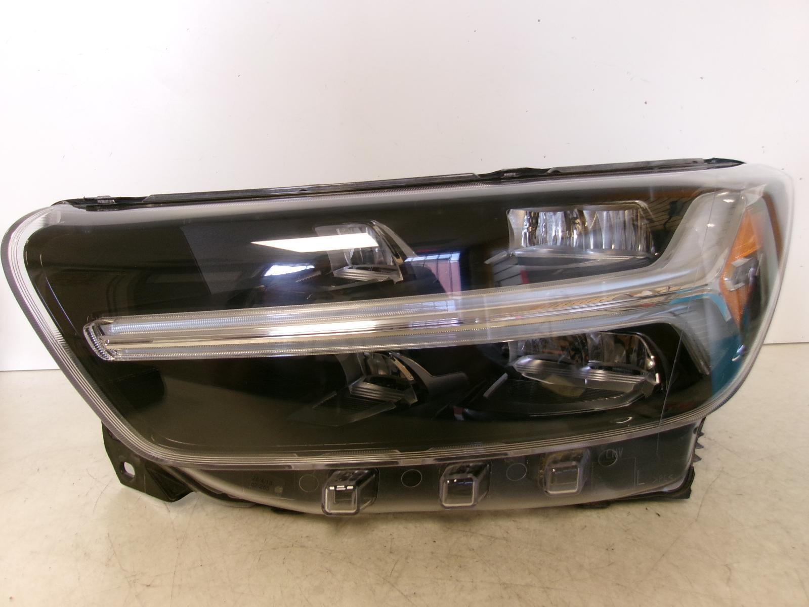 2019 2020 2021 Volvo XC40 Driver Lh Led Headlight W/o Adaptive OEM