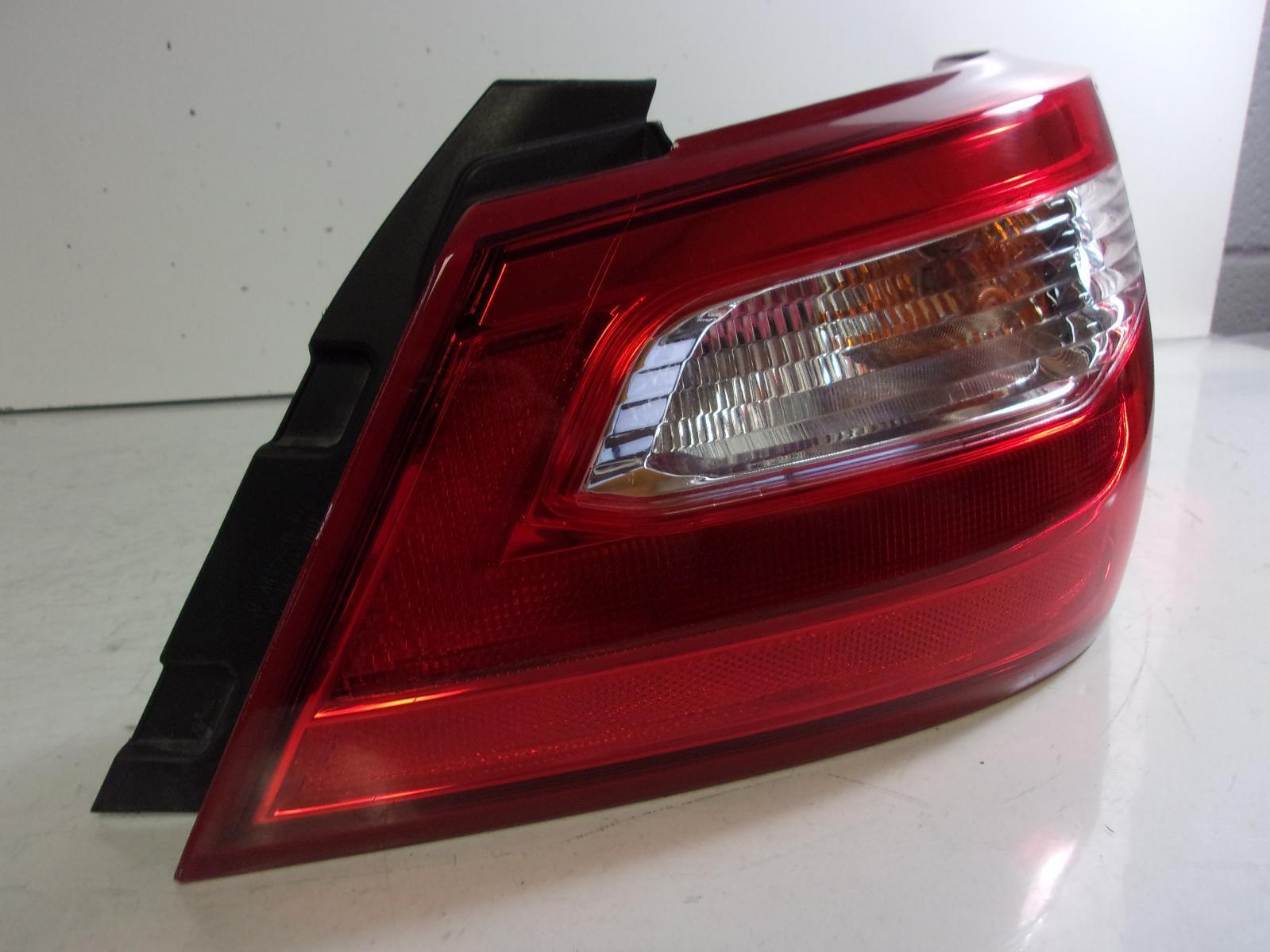 2016 2017 Nissan Altima Passenger Rh Quarter Panel Tail Light OEM - 0