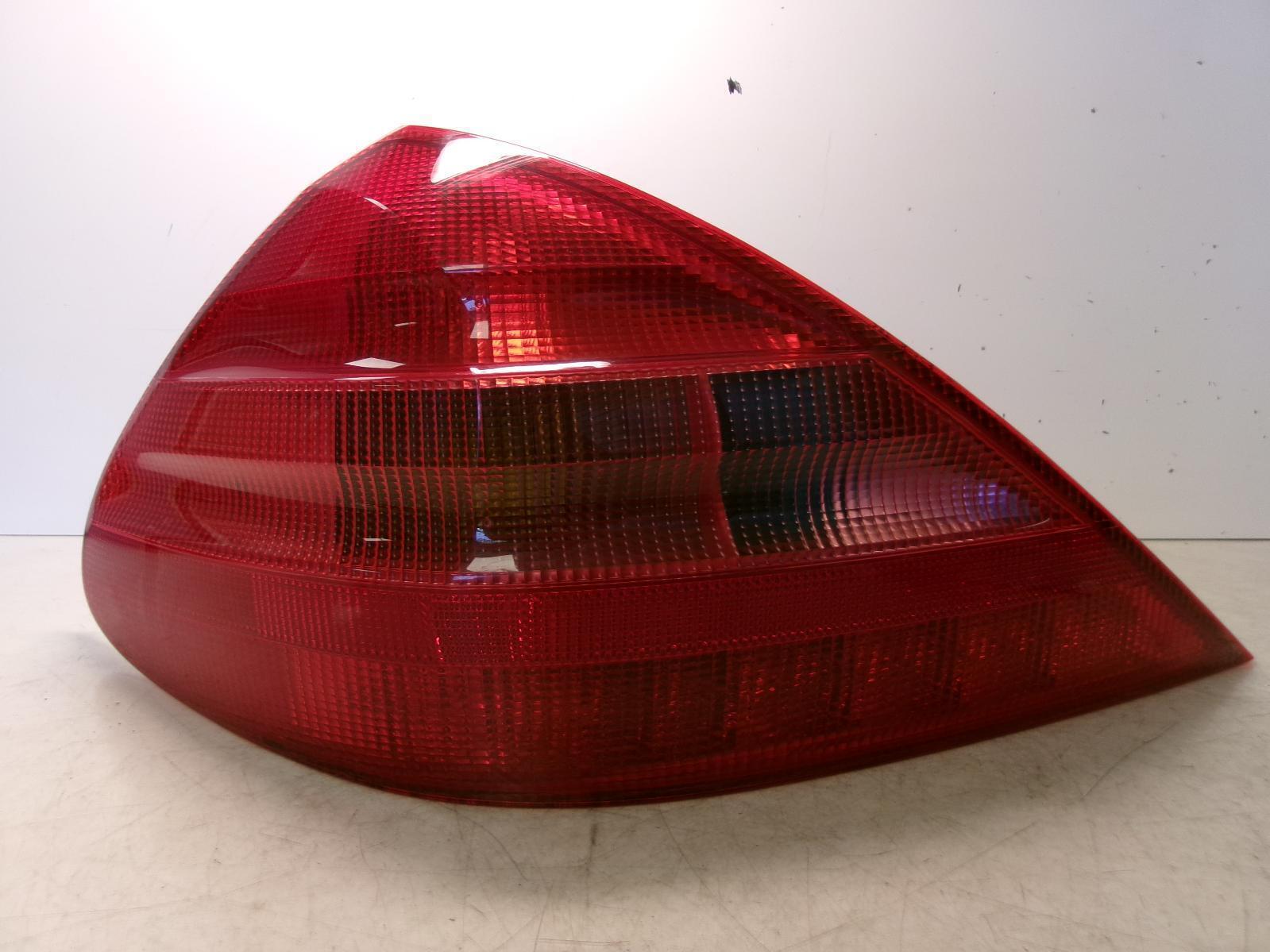 2003 - 2006 Mercedes S- Class 230 Type Driver Lh Led Outer Taillight OEM