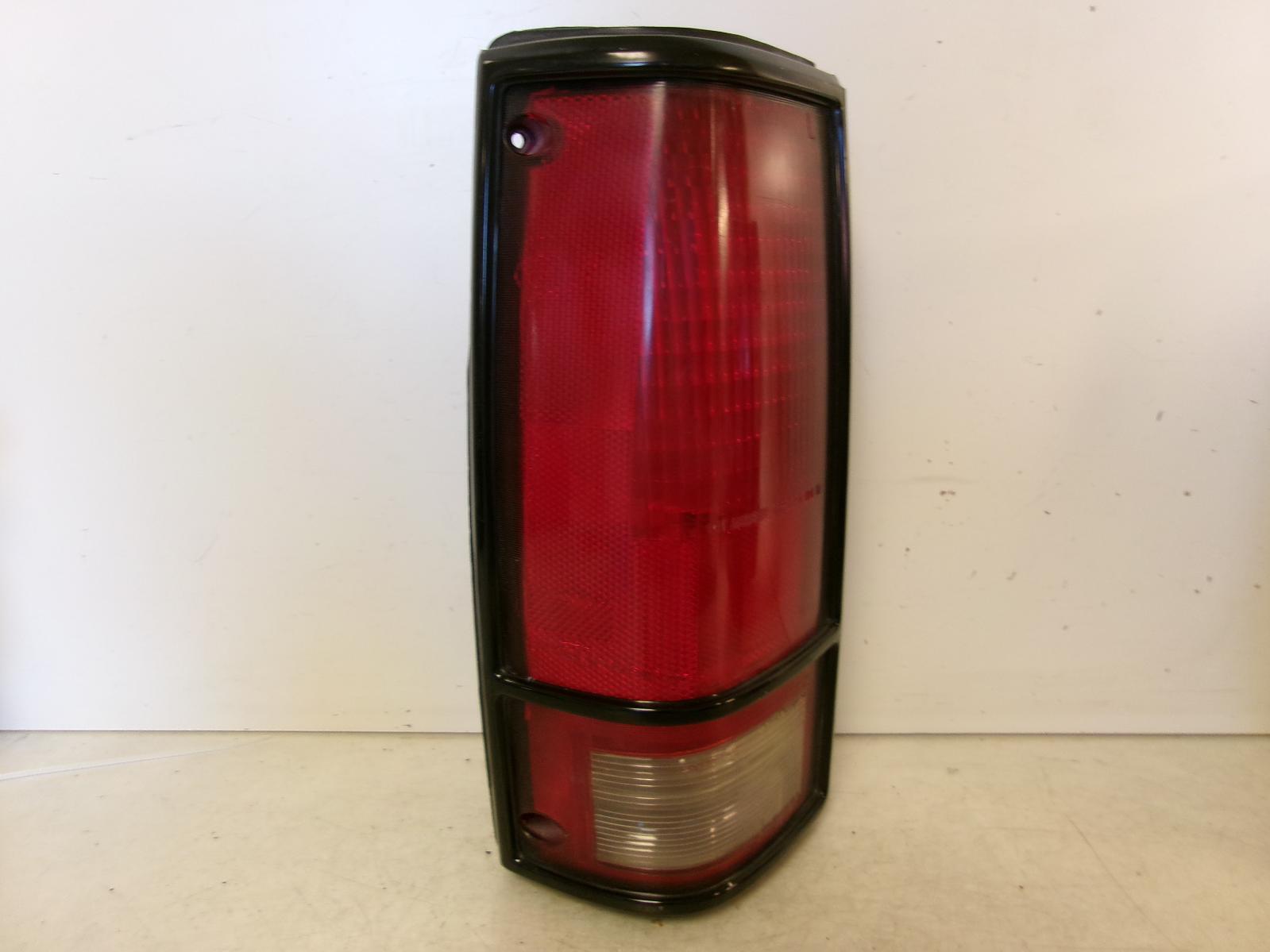 1982 - 1993 Chevrolet GMC S10 /  S15 / SONOMA Driver Outer Black Tail Light OEM