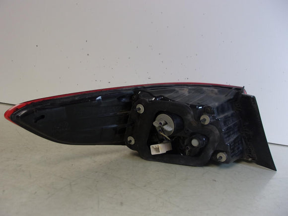 2018 2019 Hyundai Sonata Passenger RH Quarter Panel Tail Light w/o LED OEM