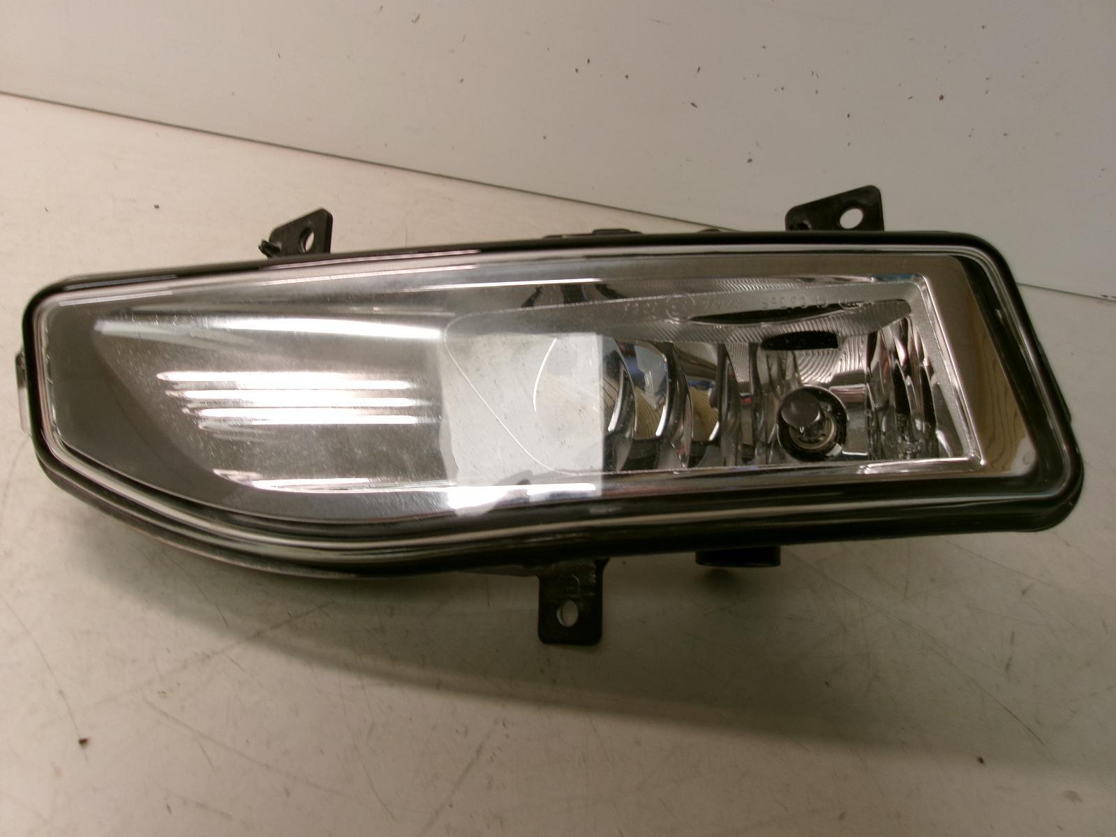 2018 2019 2020 Nissan Rogue Versa Leaf Kicks Qashqai Driver Lh Fog Light OEM