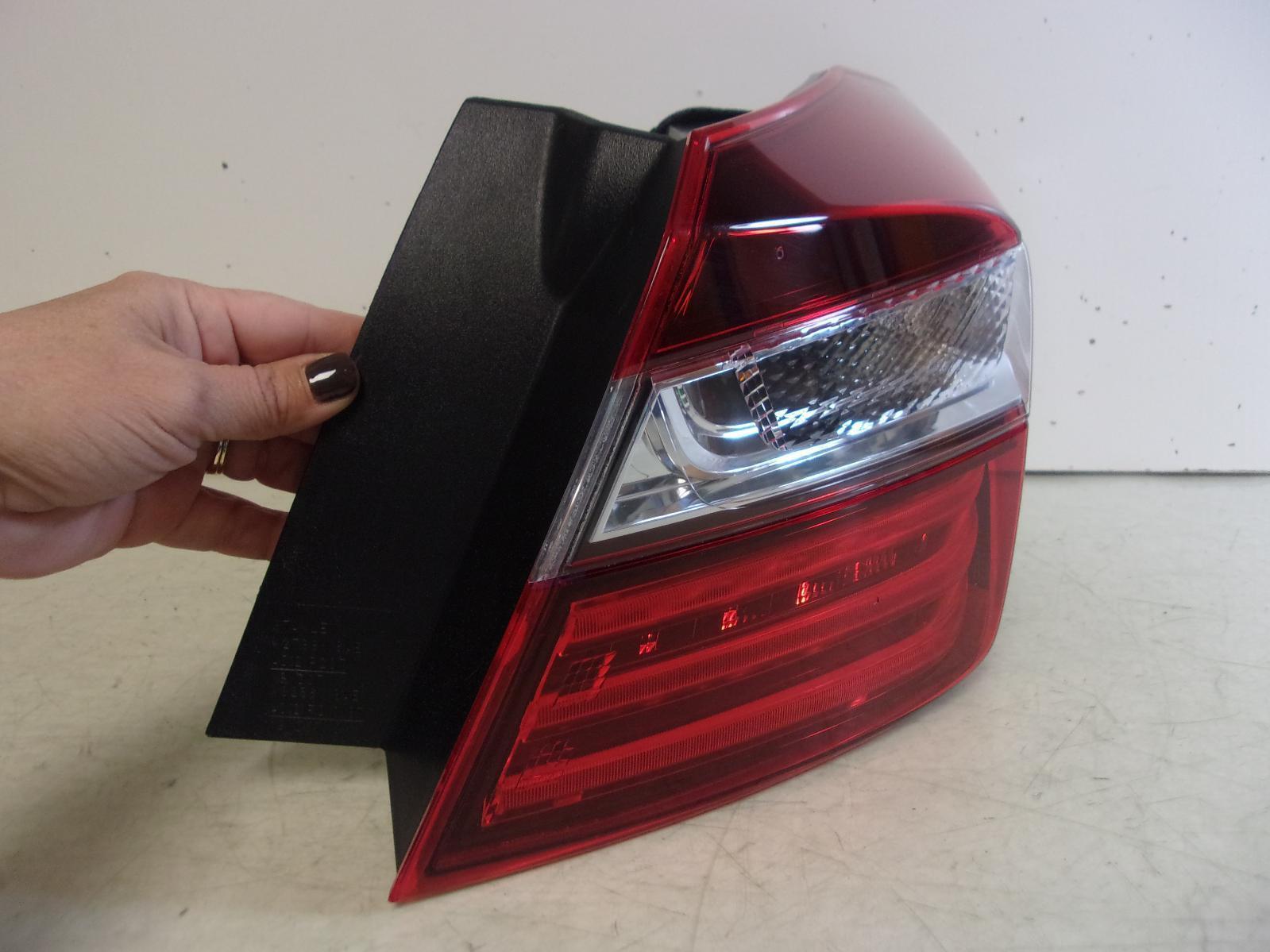 2016 2017 Honda Accord Sedan Passenger Rh Quarter Panel LED Tail Light OEM