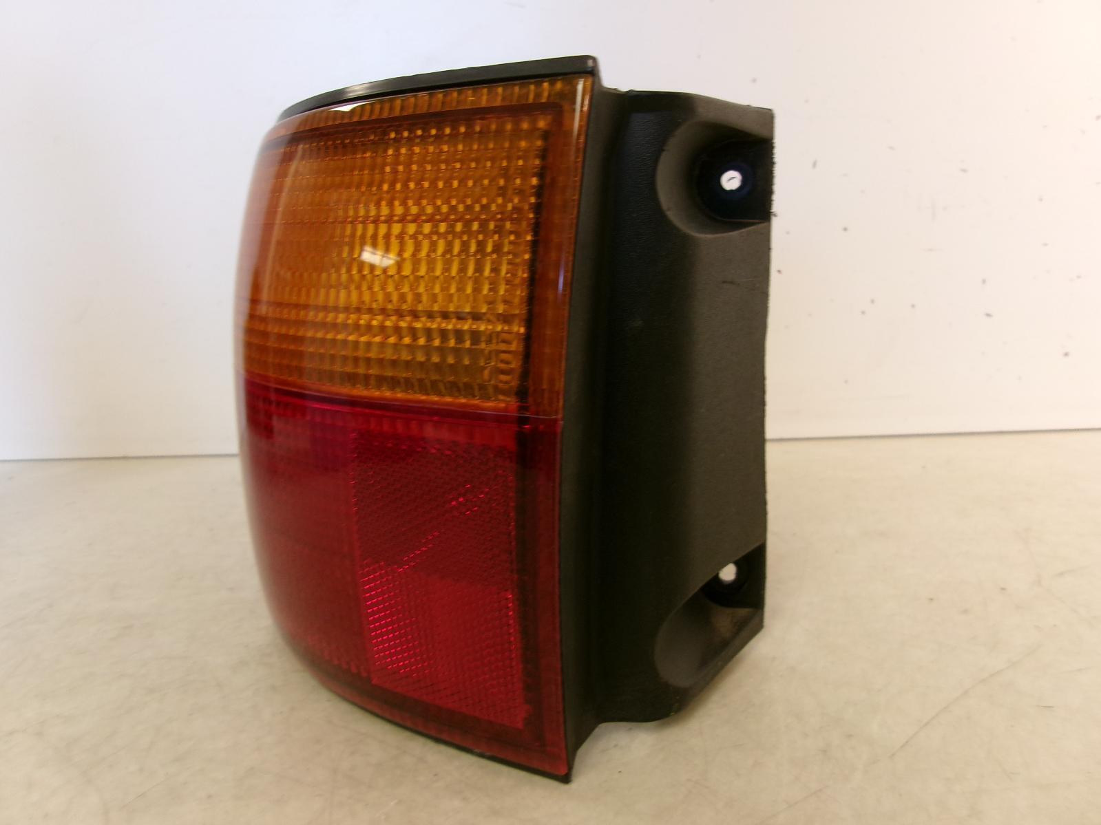 1998 1999 2000 Toyota Sienna Driver Lh Outer Quarter Panel Tail Light OEM - 0