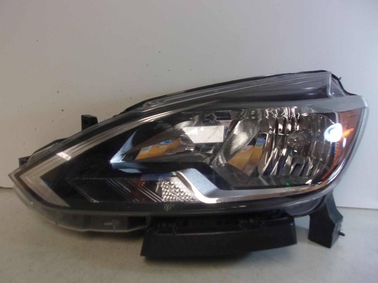 2016 2017 2018 2019 Nissan Sentra Driver LH Halogen Headlight OEM