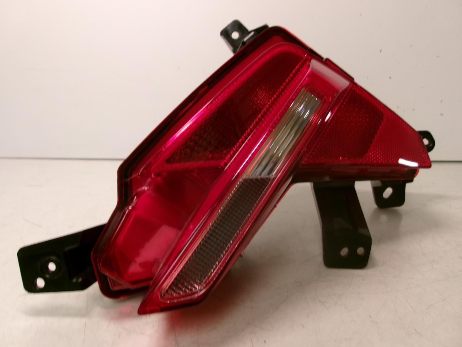 2024 Hyundai Tucson Hybrid N-line Passenger Rh Lower Bumper  Signal Light OEM - 0