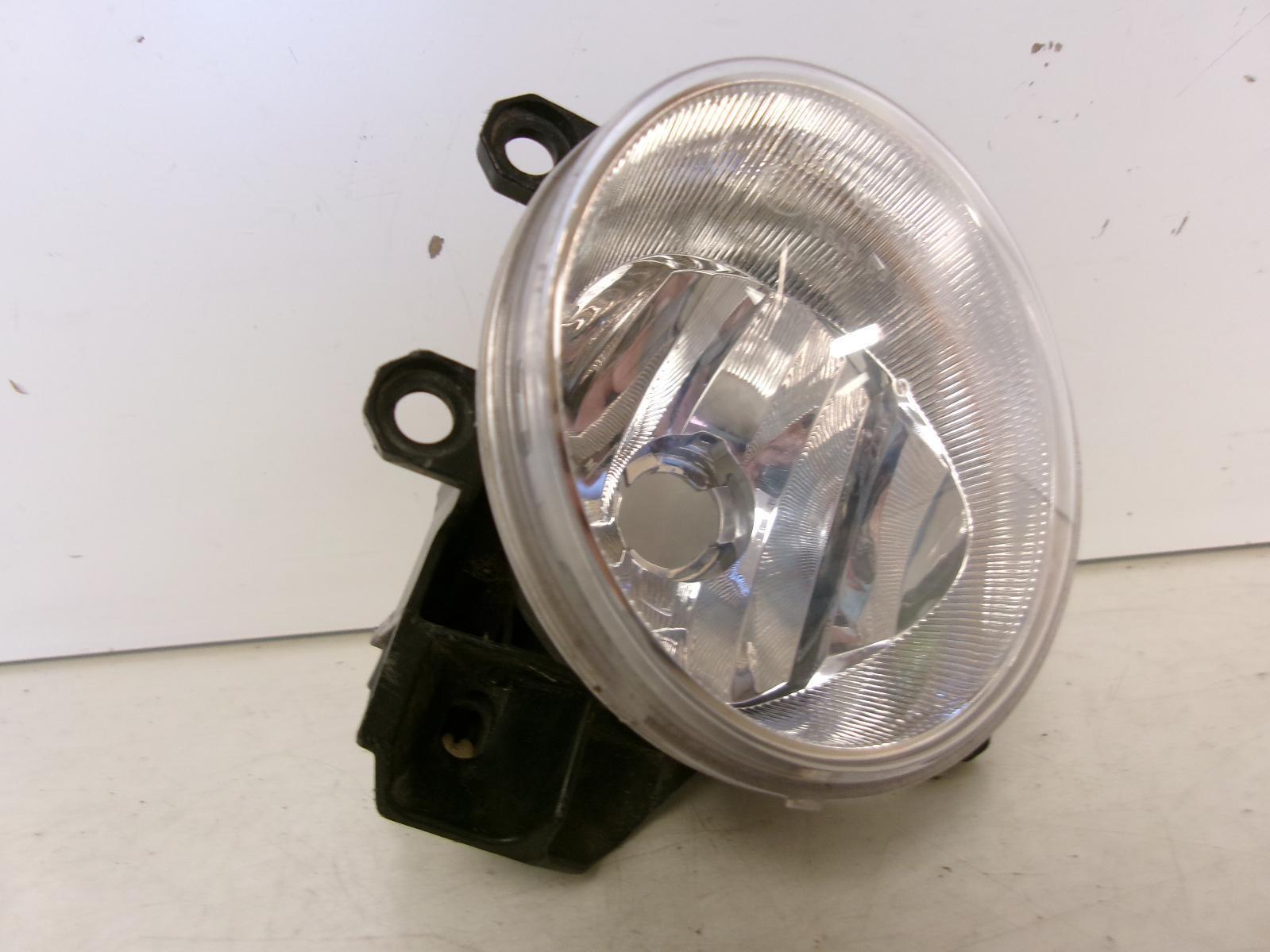 2014 2015 2016 Toyota Corolla Driver Lh Halogen Fog Light OEM