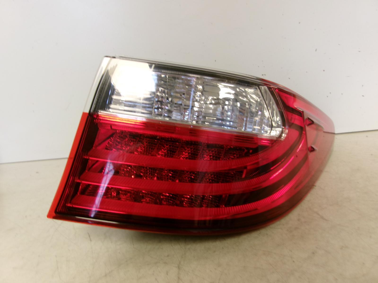 2013 2014 2015 Lexus Es350 Passenger Rh Outer Led Tail Light OEM - 0