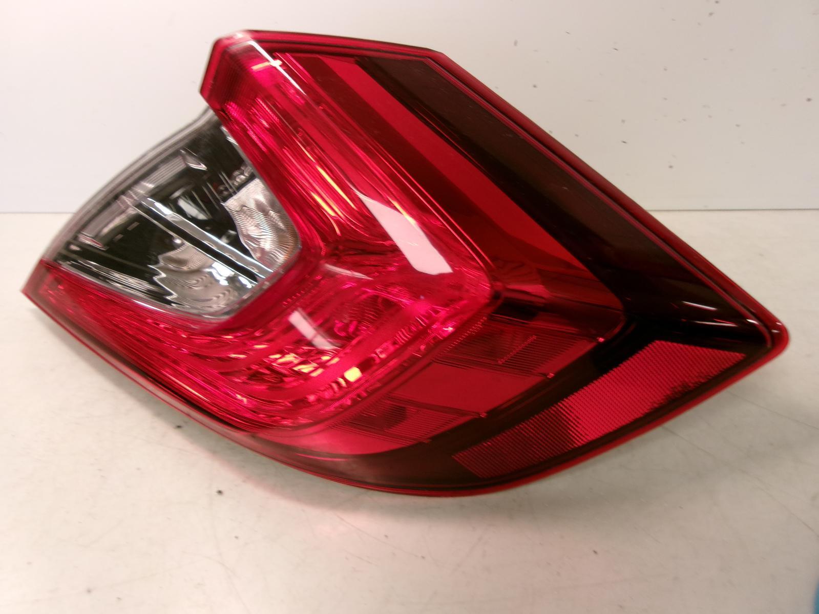 2016 - 2021 Honda Civic Sedan Passenger Rh Outer Quarter Panel Tail Light OEM - 0