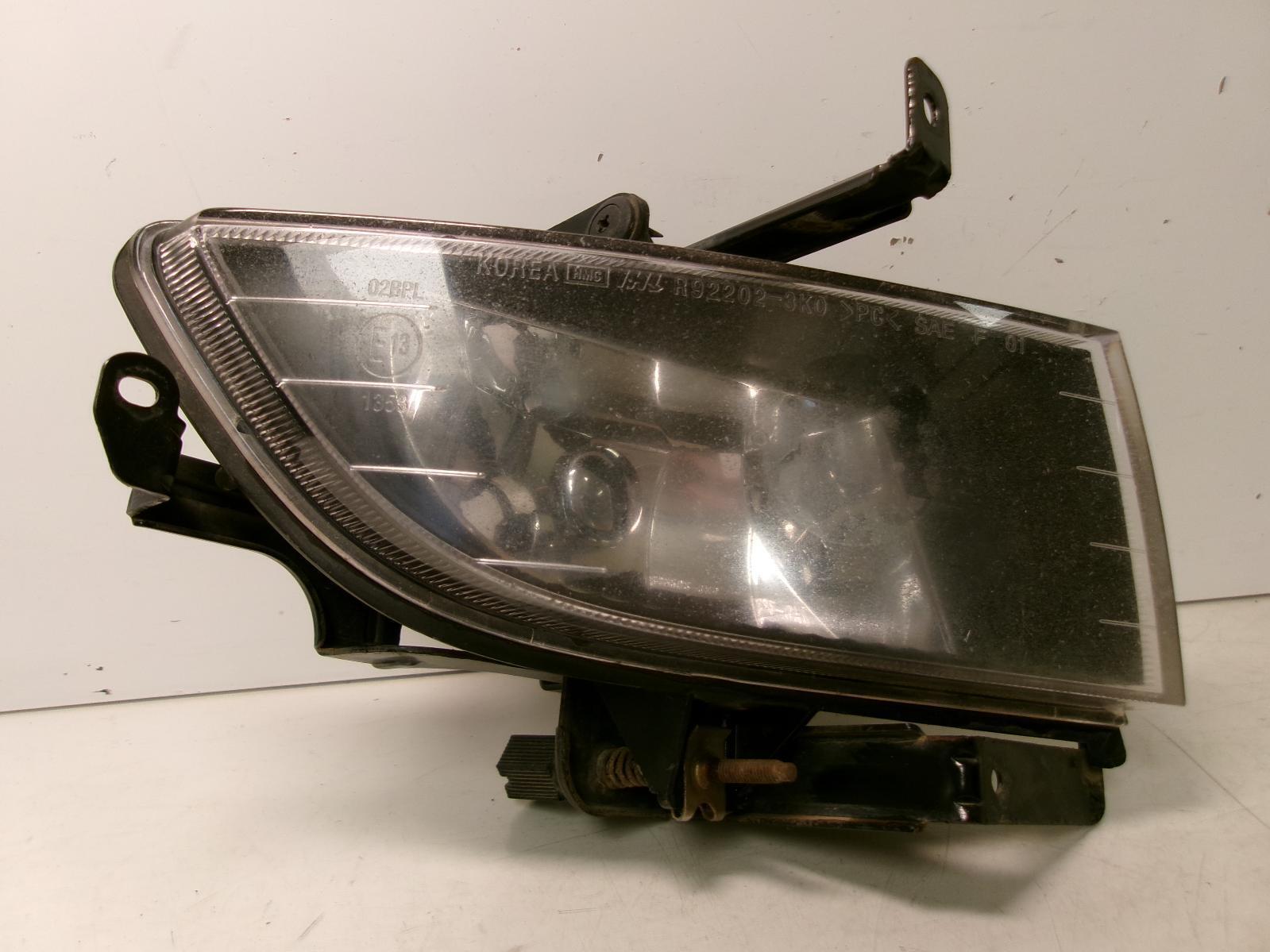 2006 2007 2008 Hyundai Sonata Passenger Rh Halogen Bumper Fog Light OEM