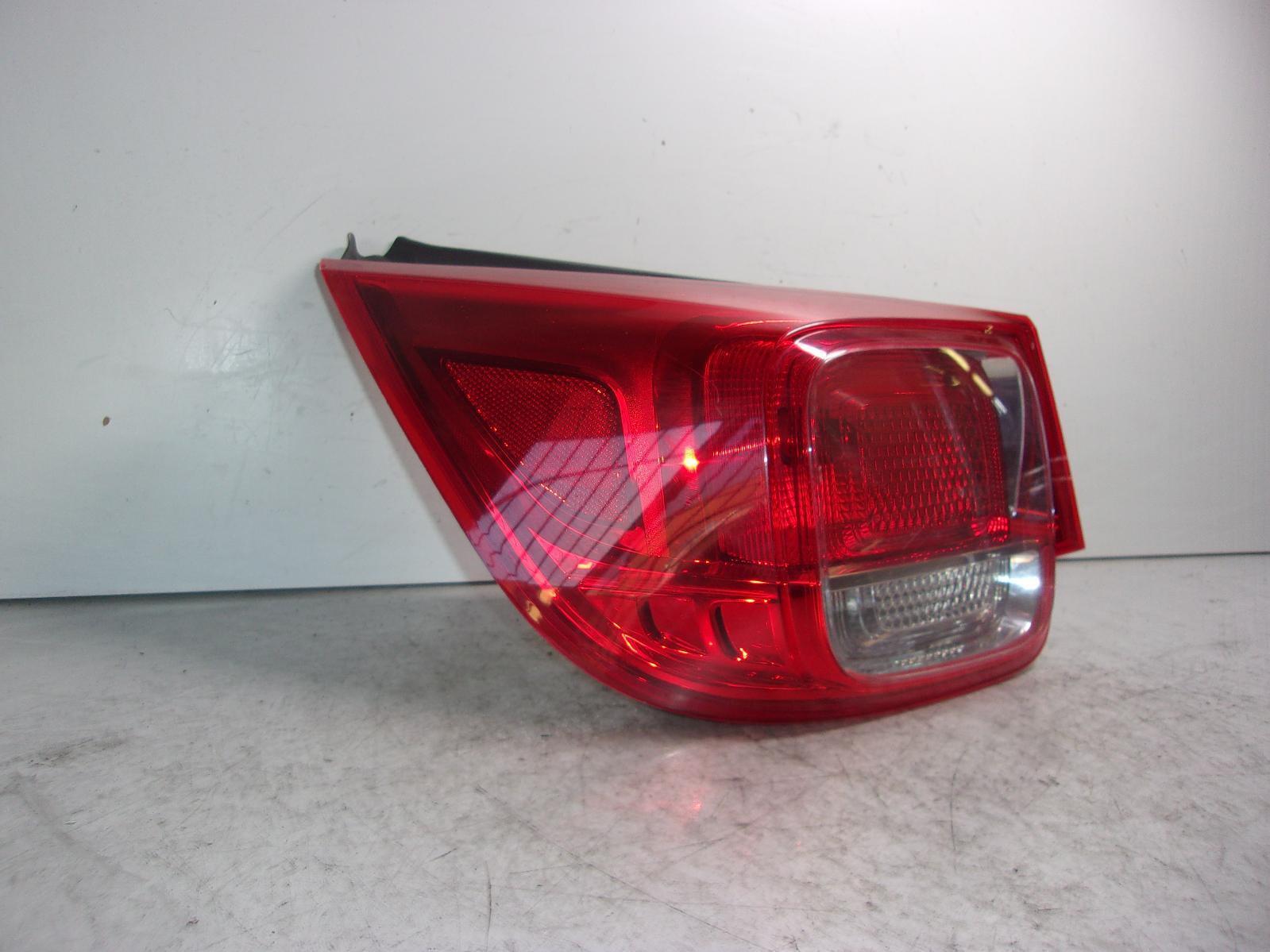 2013 2014 2015 2016 Chevrolet Malibu Lt / Ls Driver Lh Outer Tail Light OEM