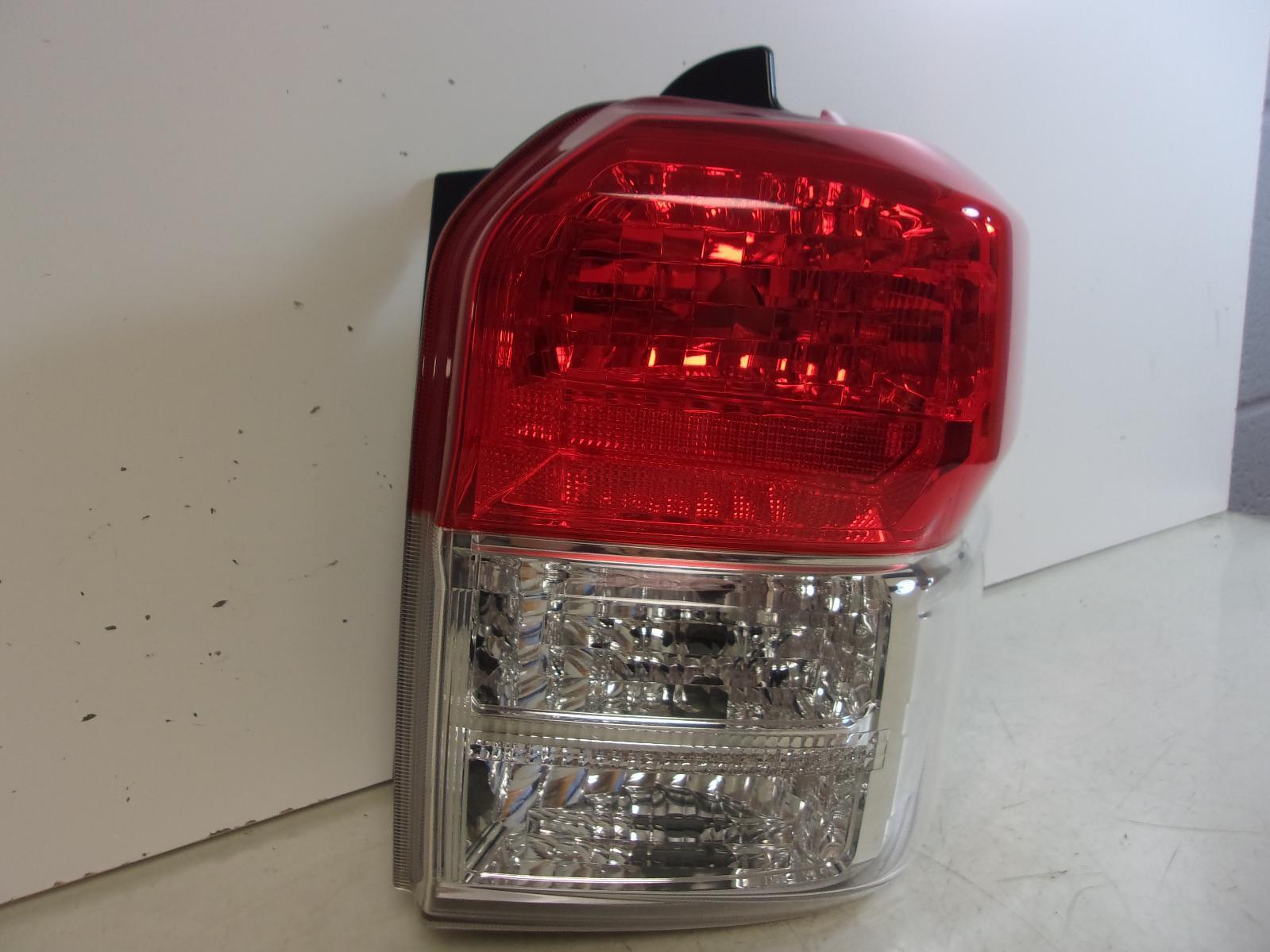 2010 2011 2012 2013 Toyota 4Runner Passenger RH Tail Light OEM - 0