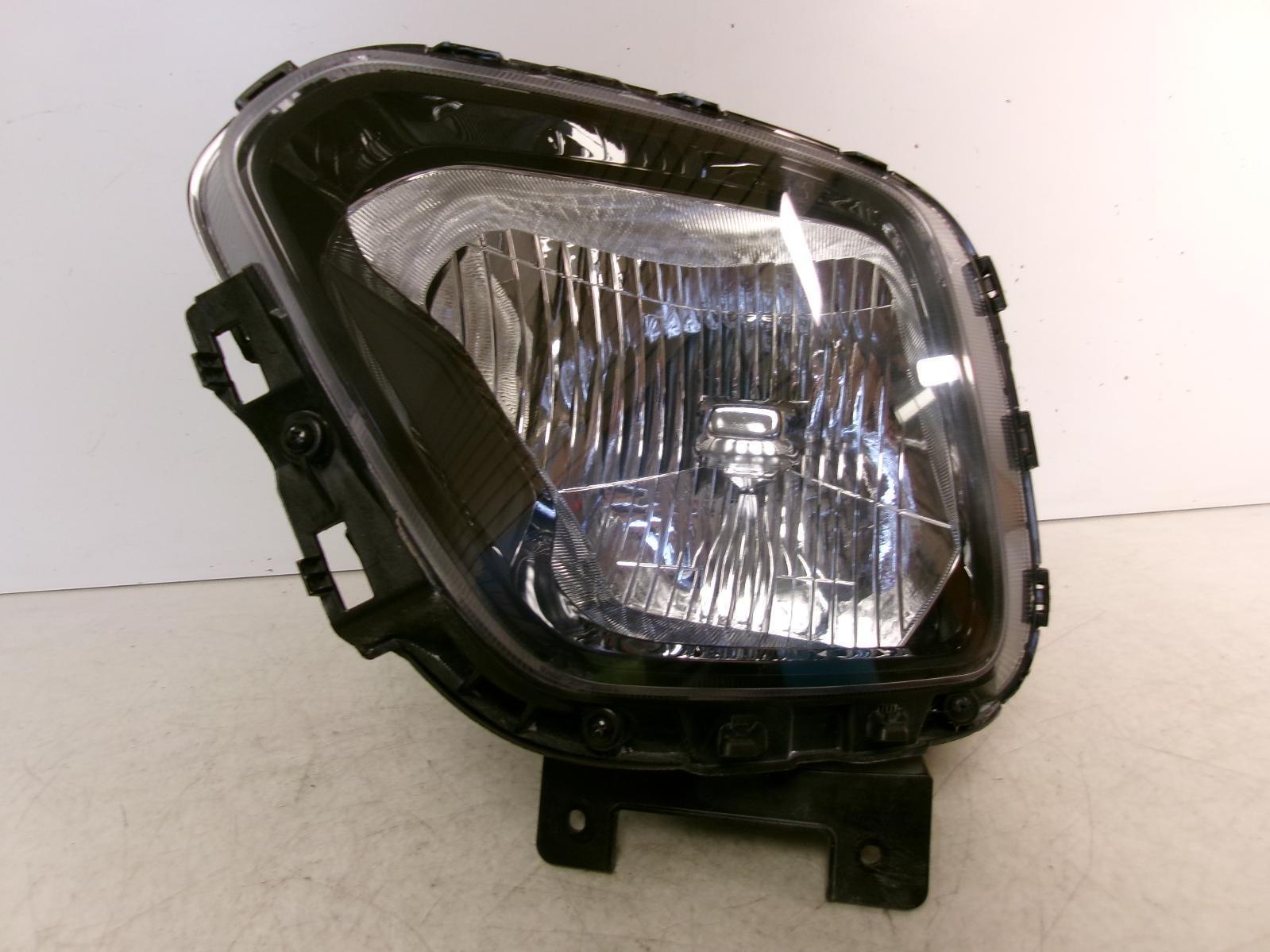 2020 2021 2022 Kia Soul Driver Lh Reflector Halogen Headlight OEM - 0