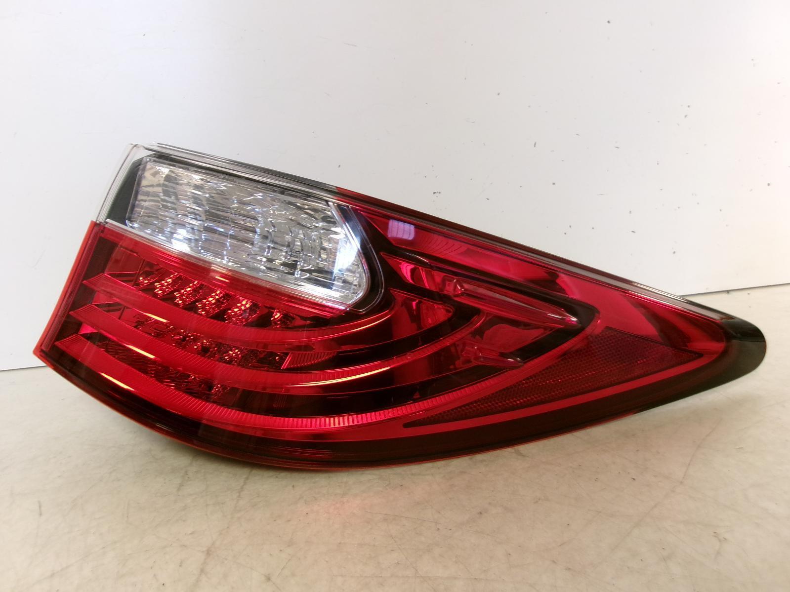 2013 2014 2015 Lexus Es350 Passenger Rh Outer Led Tail Light OEM